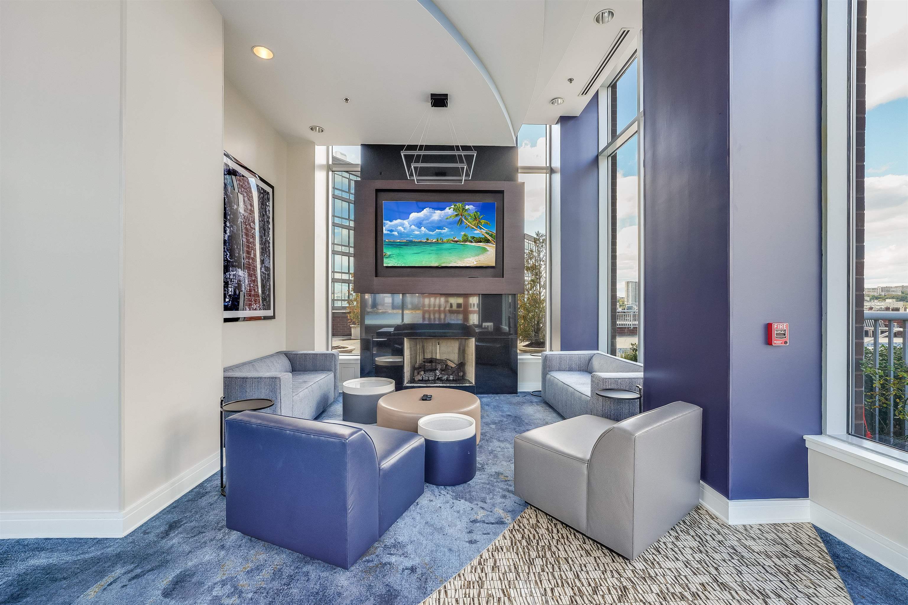 1125 MAXWELL LANE Unit: 1123