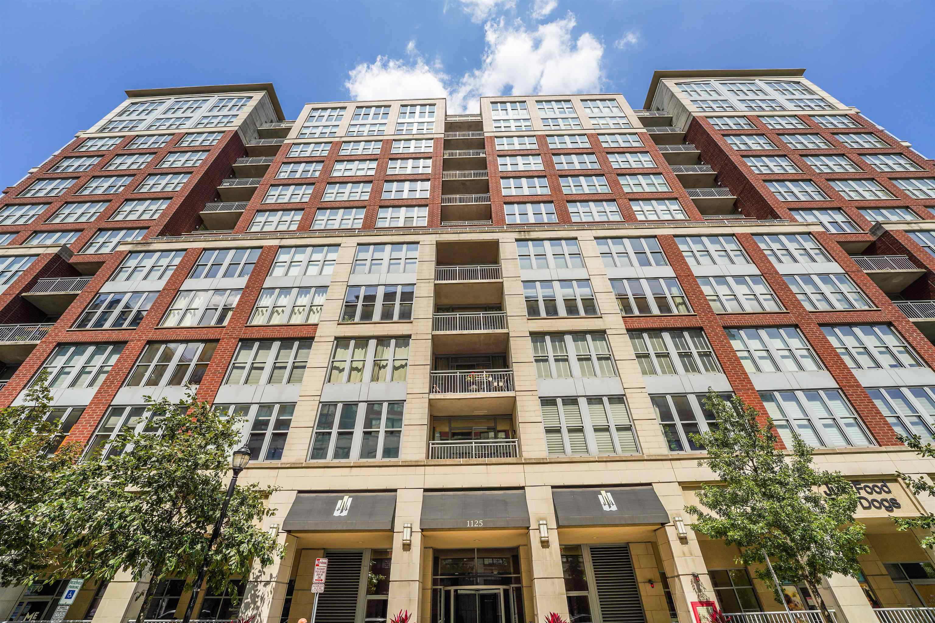 1125 MAXWELL LANE Unit: 1123