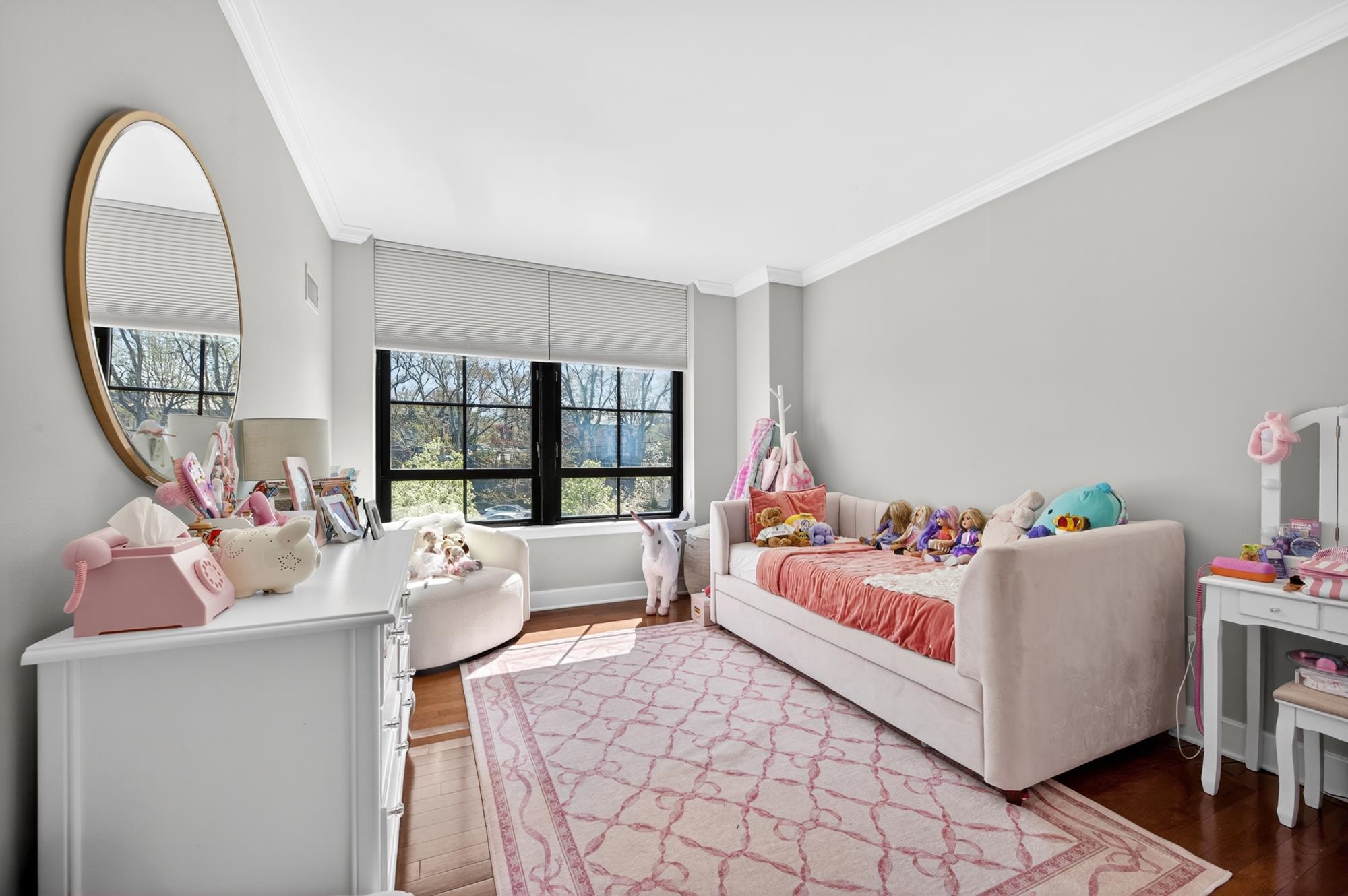 1025 MAXWELL LANE Unit: 212