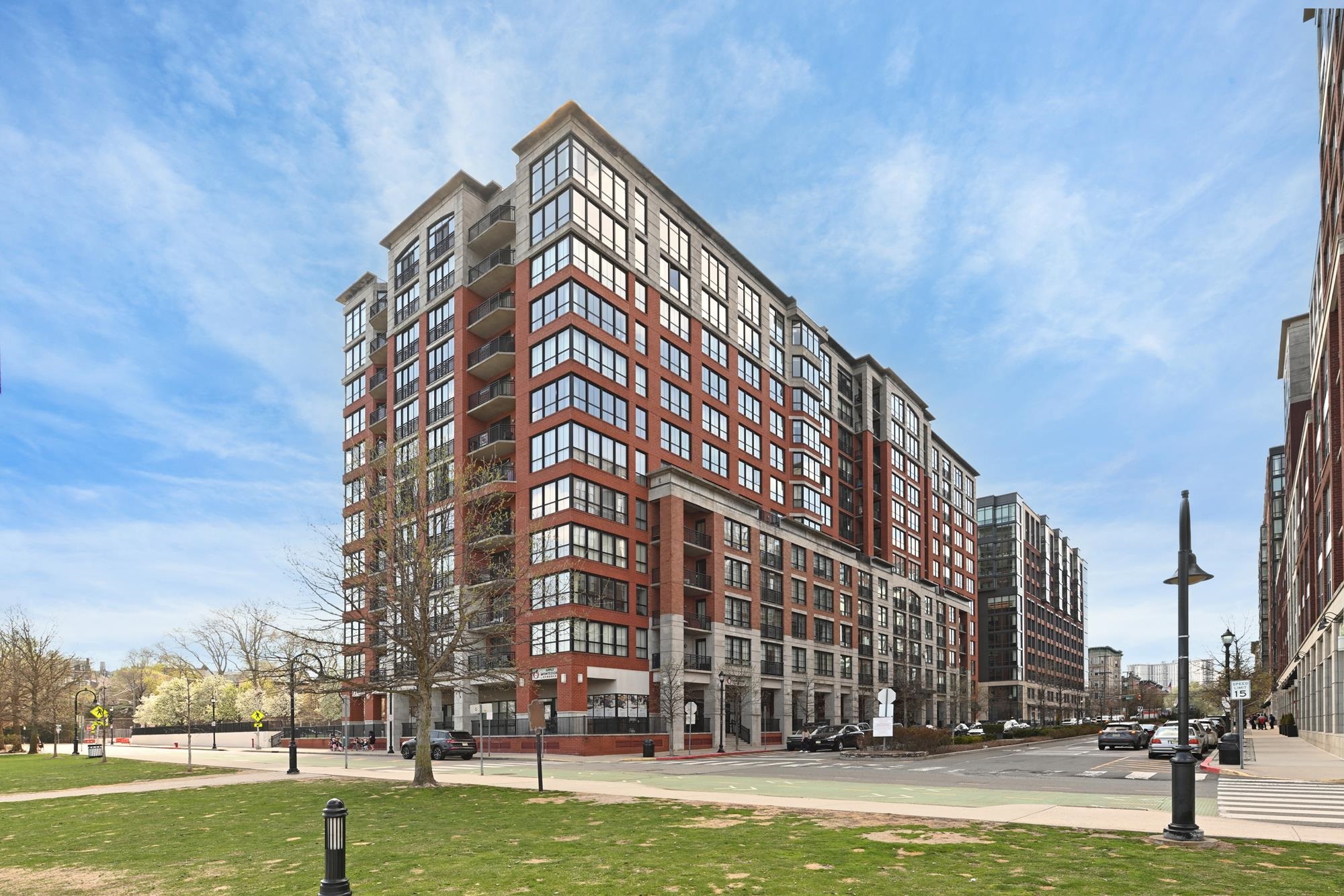 1025 MAXWELL LANE Unit: 212