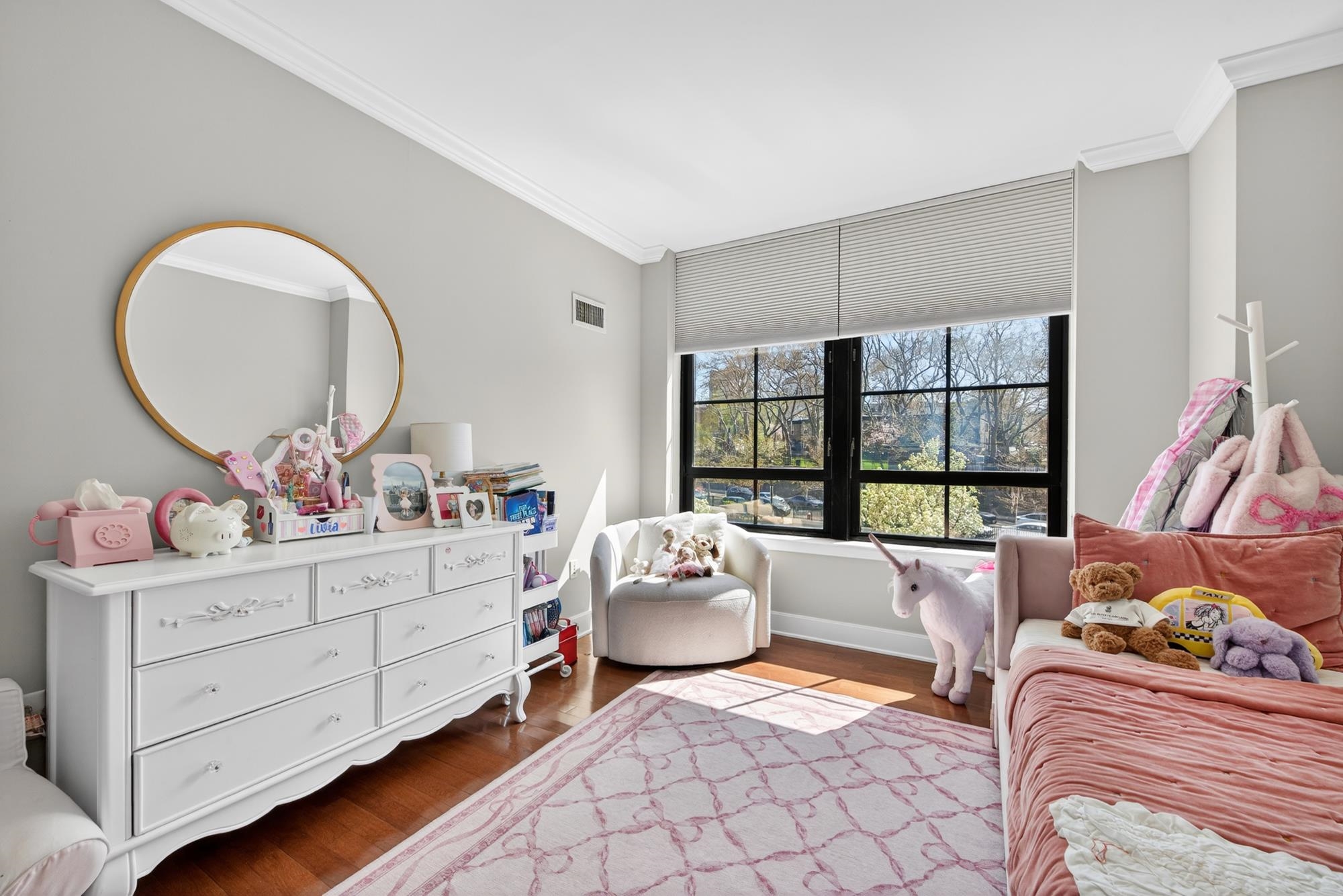 1025 MAXWELL LANE Unit: 212