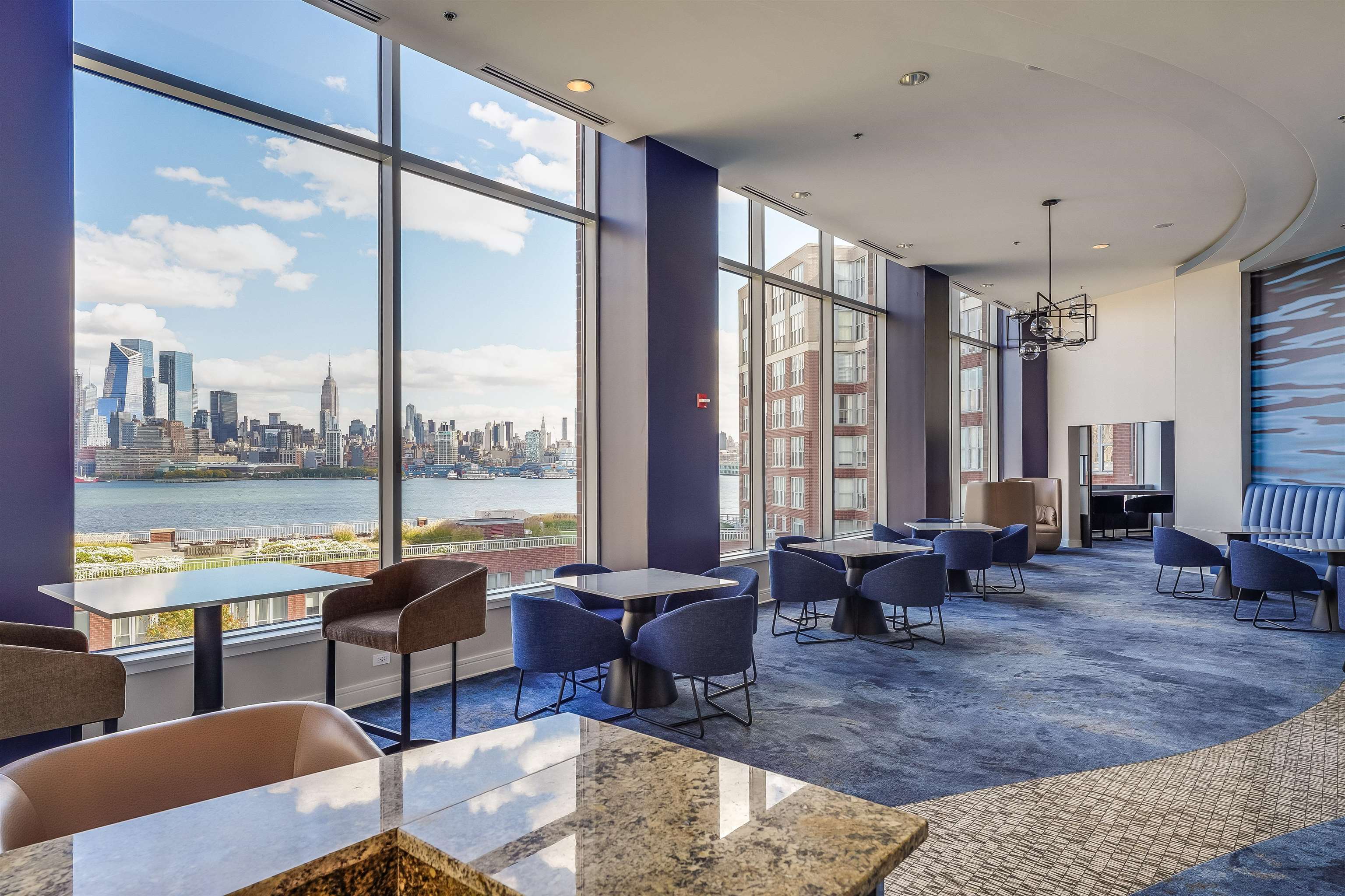 1025 MAXWELL LANE Unit: 212