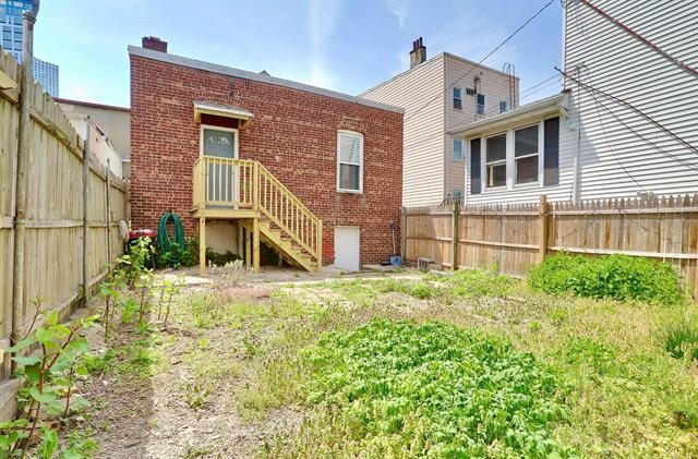 166 ST PAUL AVE
