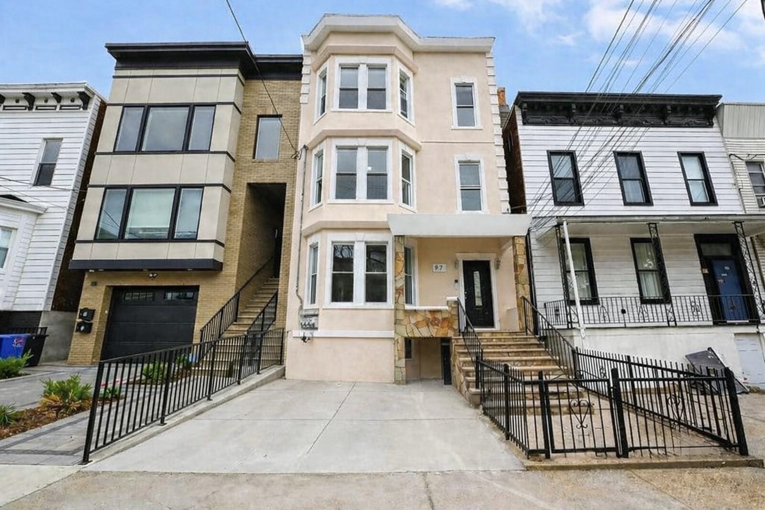 97 RESERVOIR AVE Unit: 2F