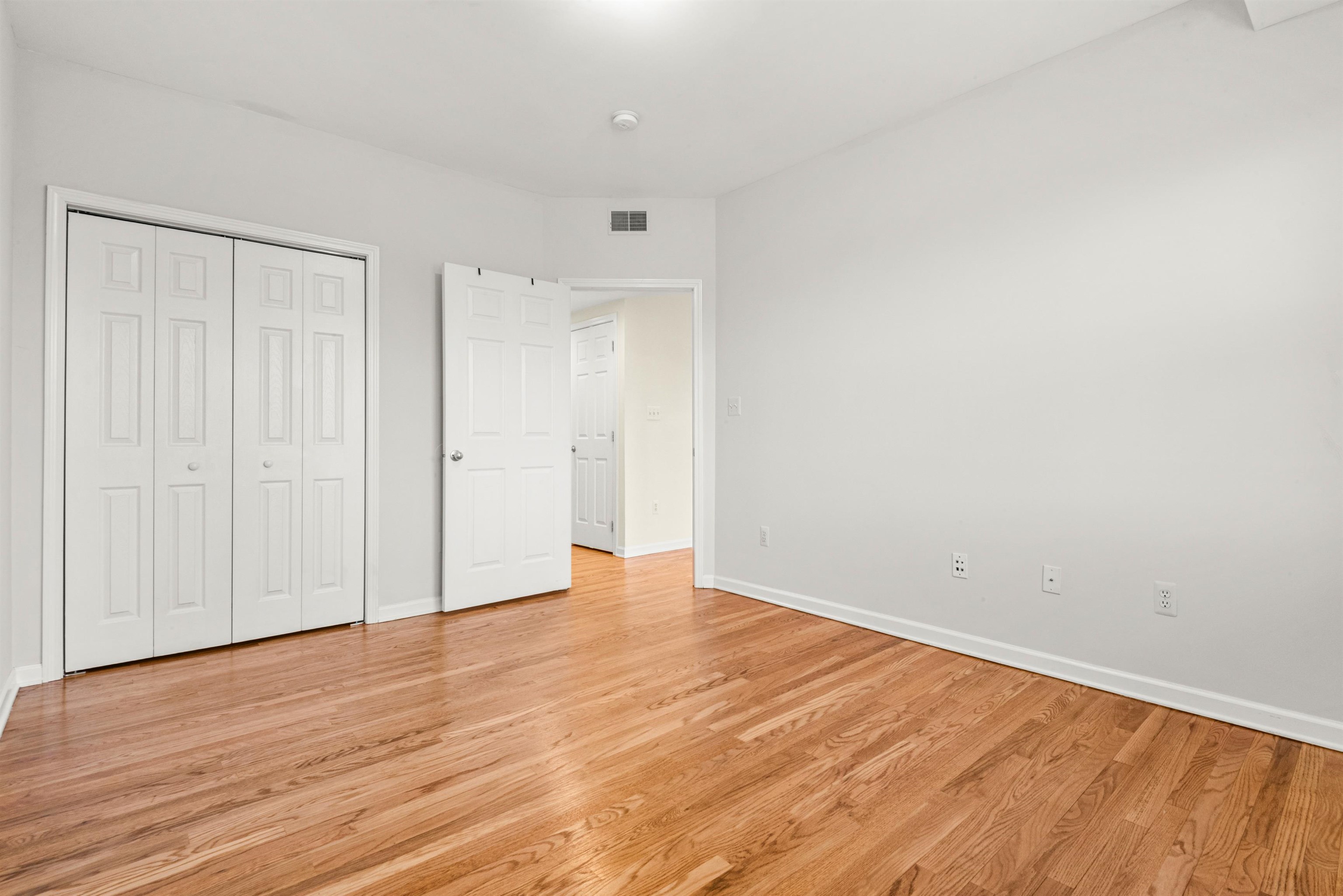 920 JEFFERSON ST Unit: 501