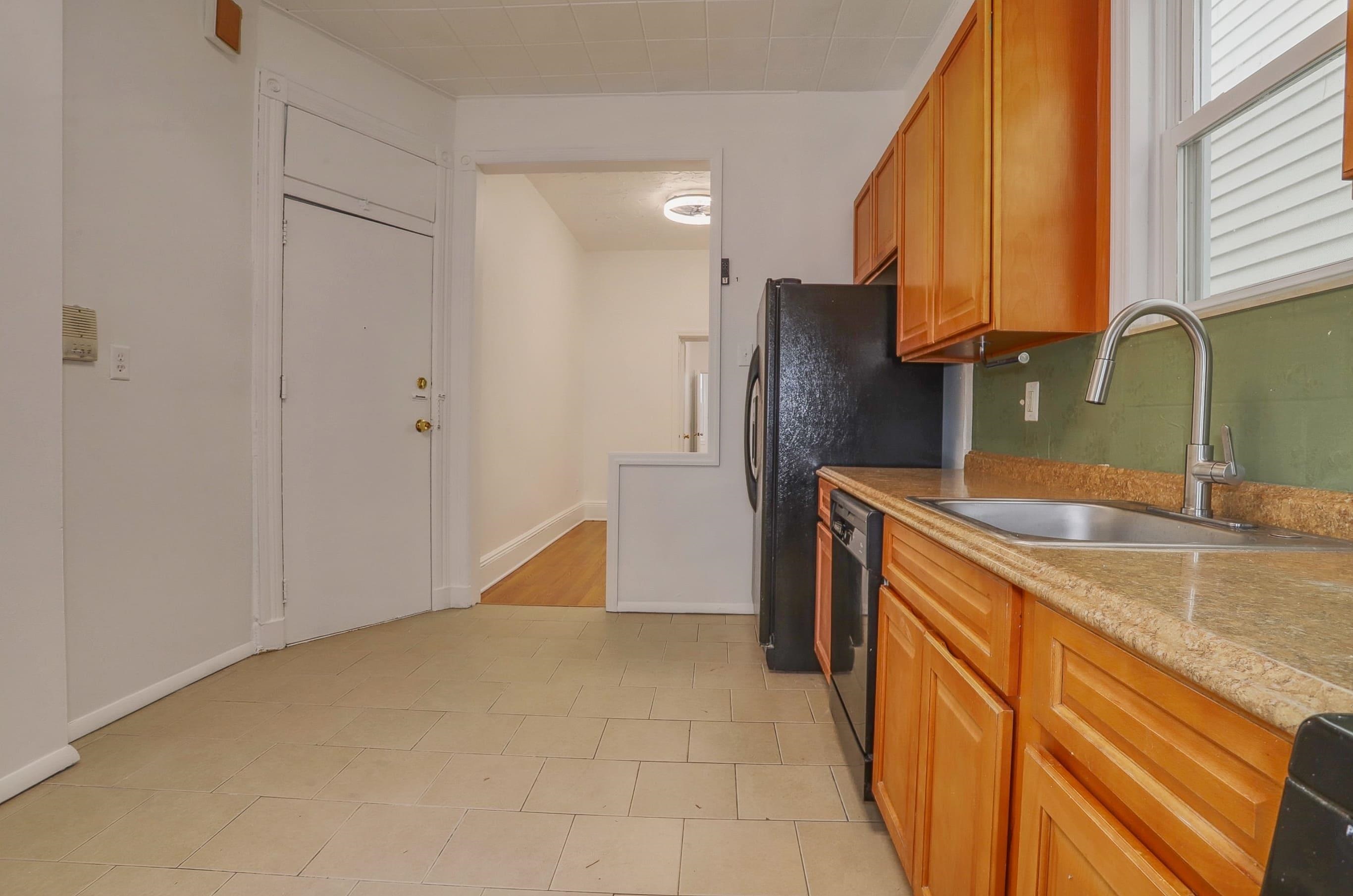 119 ZABRISKIE ST Unit: 3