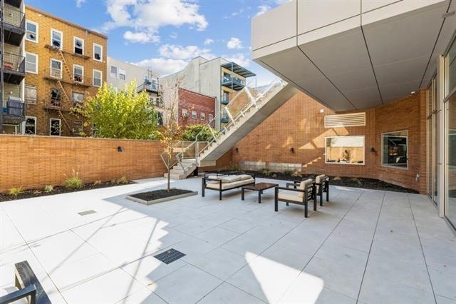 401 JACKSON ST Unit: 510