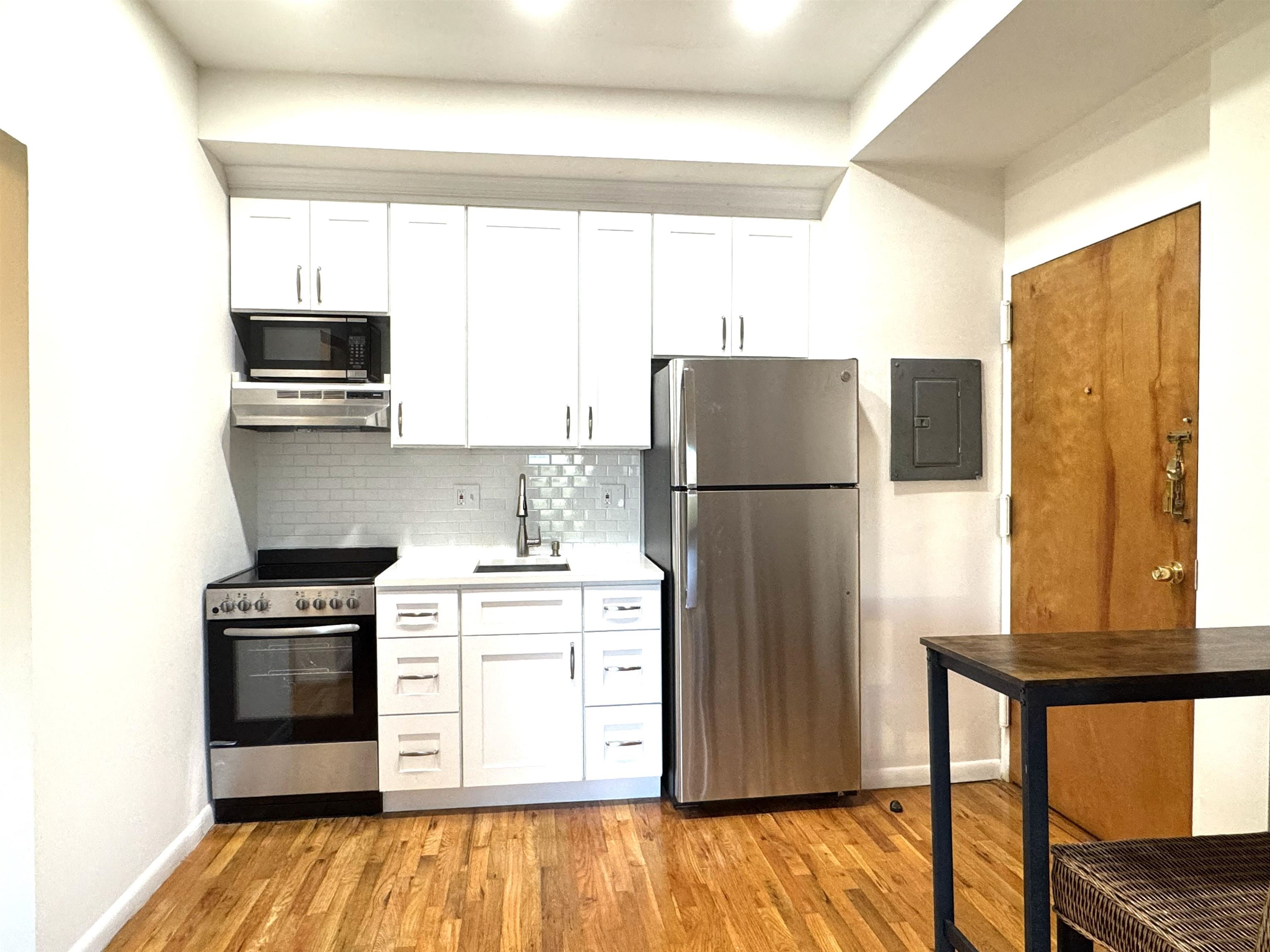 11 CUNEO PL Unit: 3B