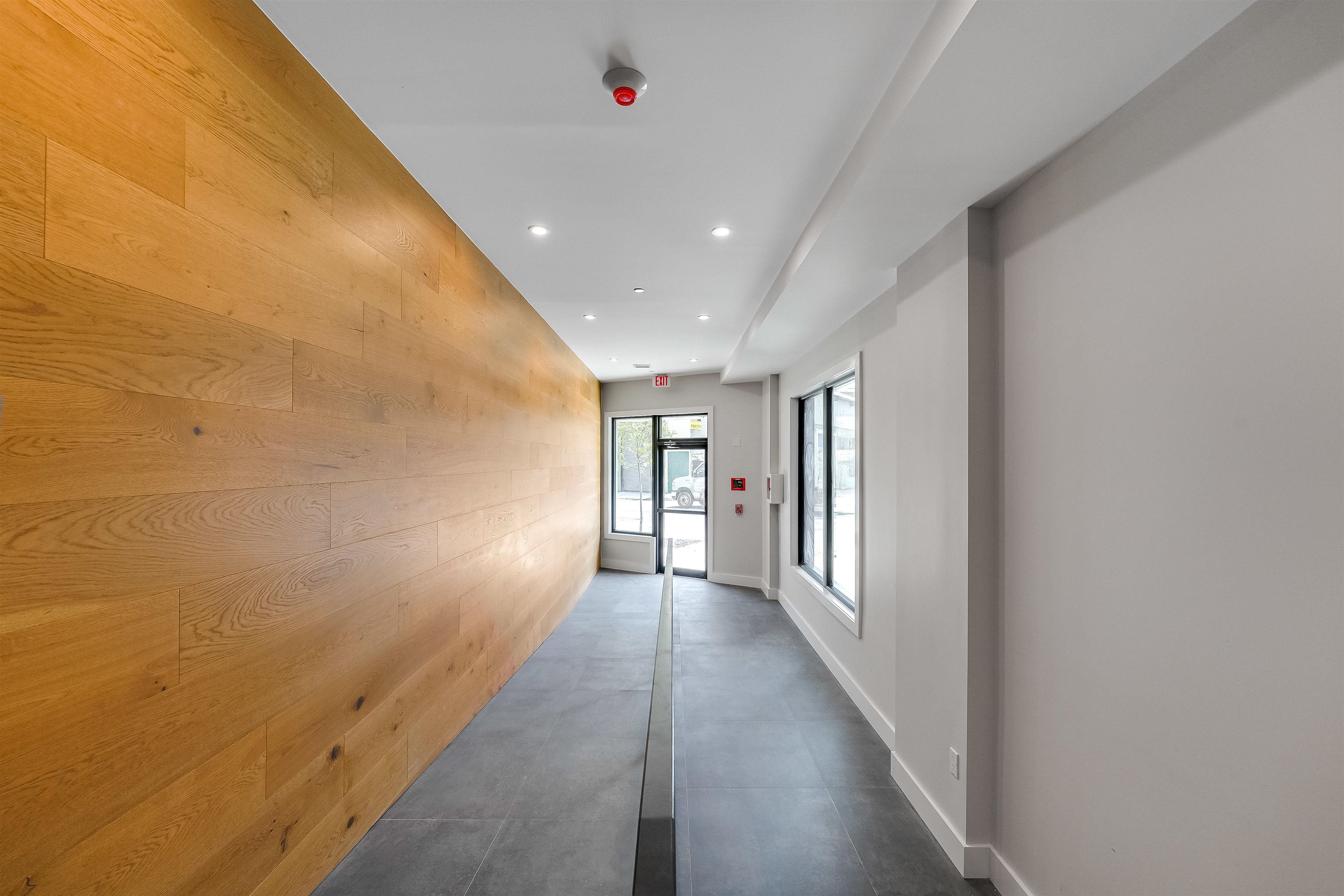 658 GRAND ST Unit: 202