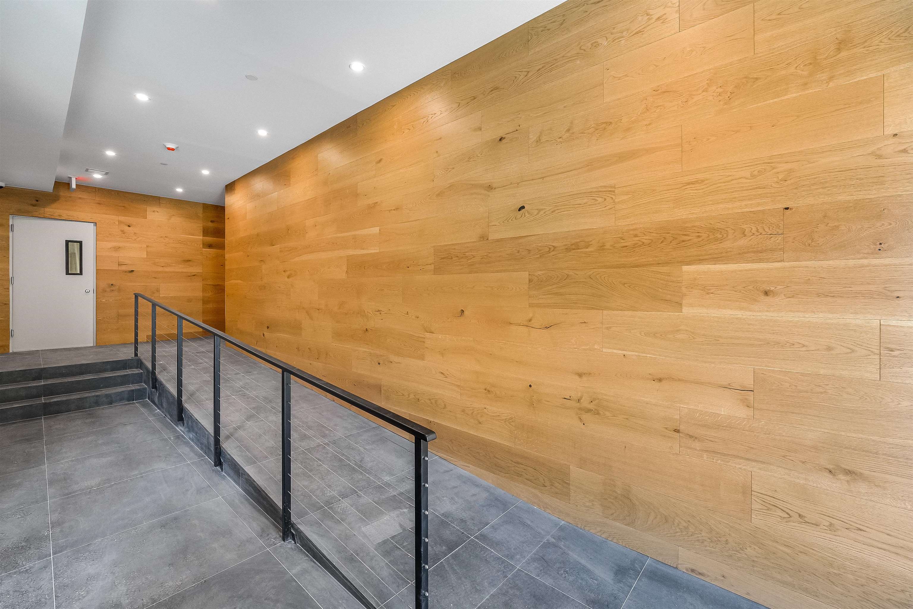 658 GRAND ST Unit: 202