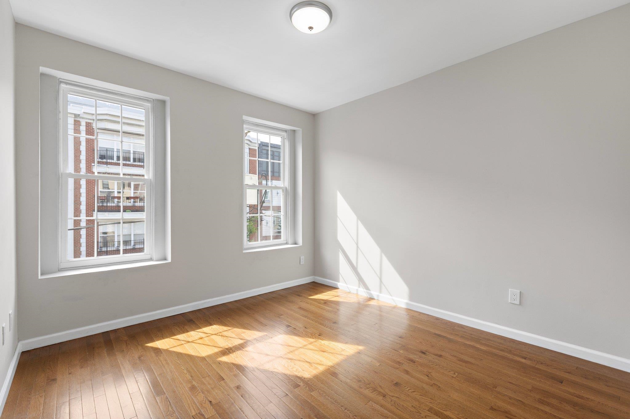 513 MONROE ST Unit: 6