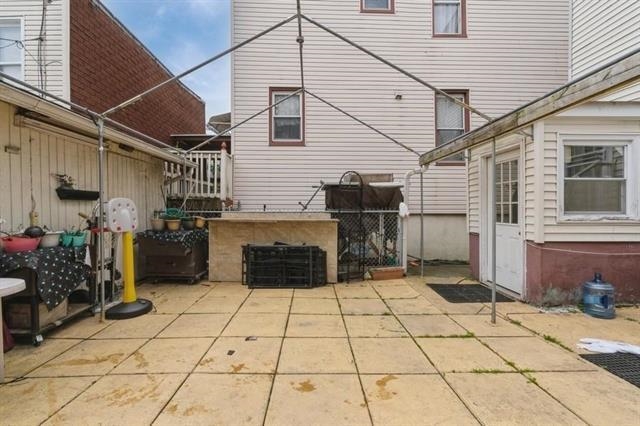 1012 PATERSON PLANK RD Unit: 1st Floor