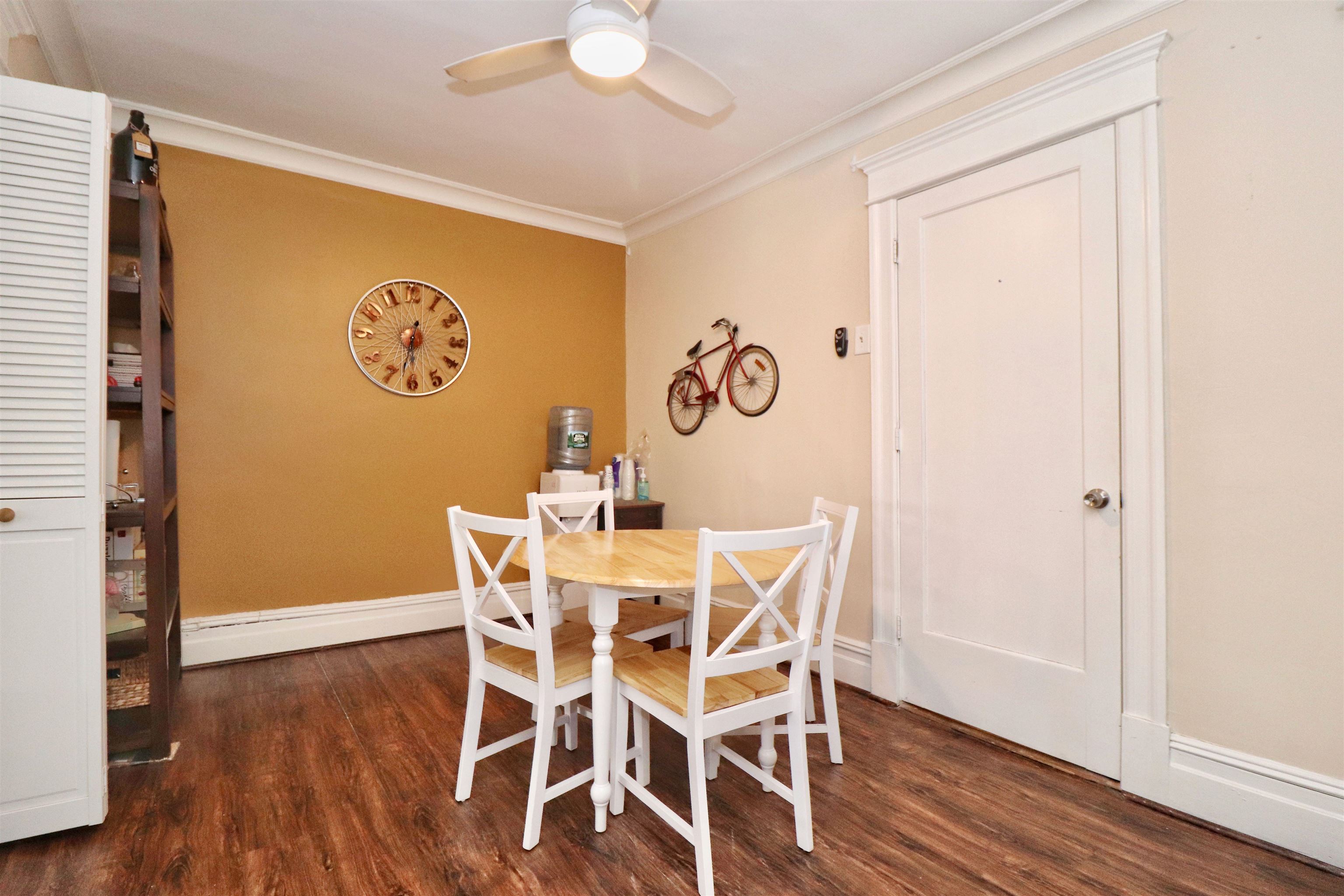 704 WASHINGTON ST Unit: 2