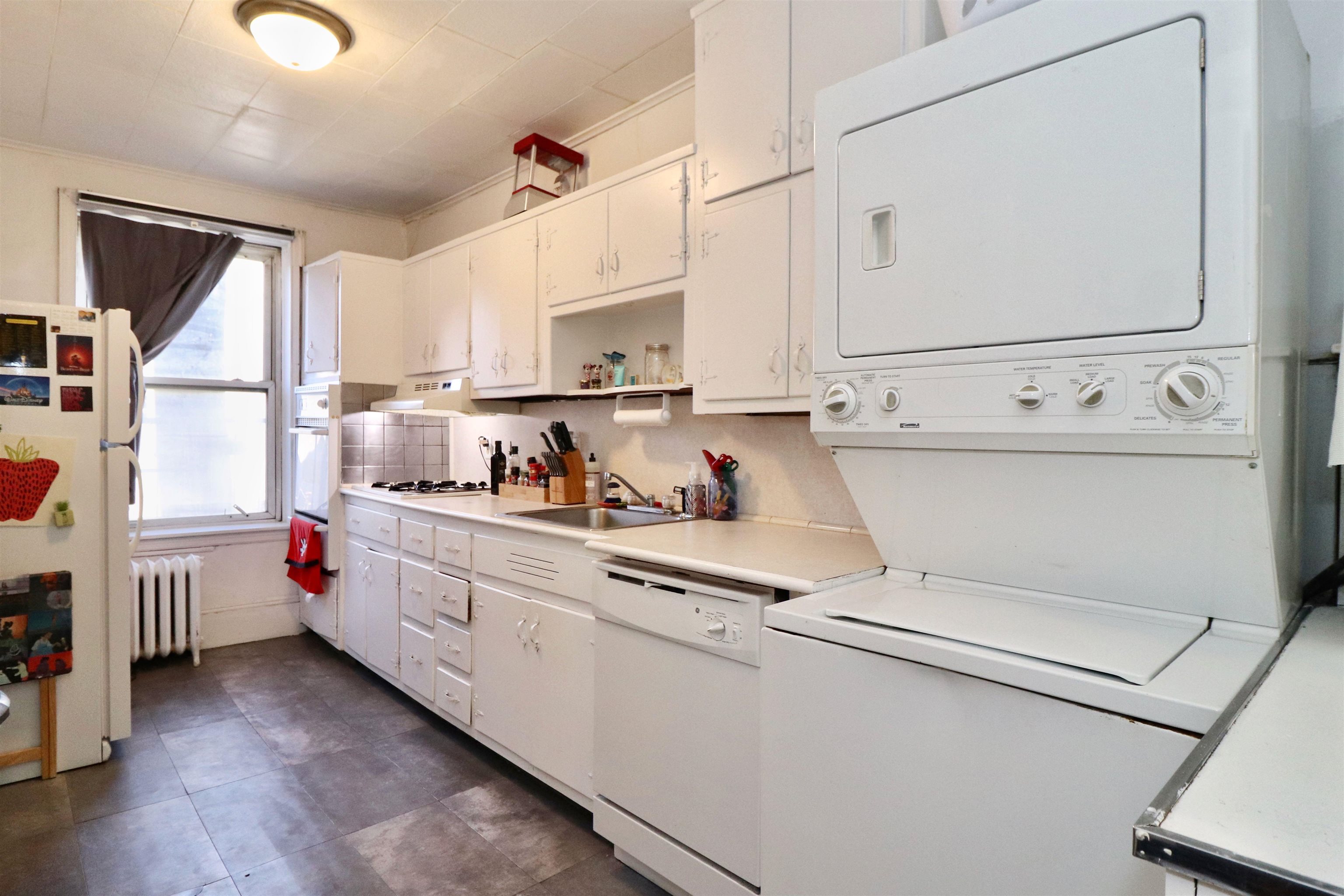 704 WASHINGTON ST Unit: 2