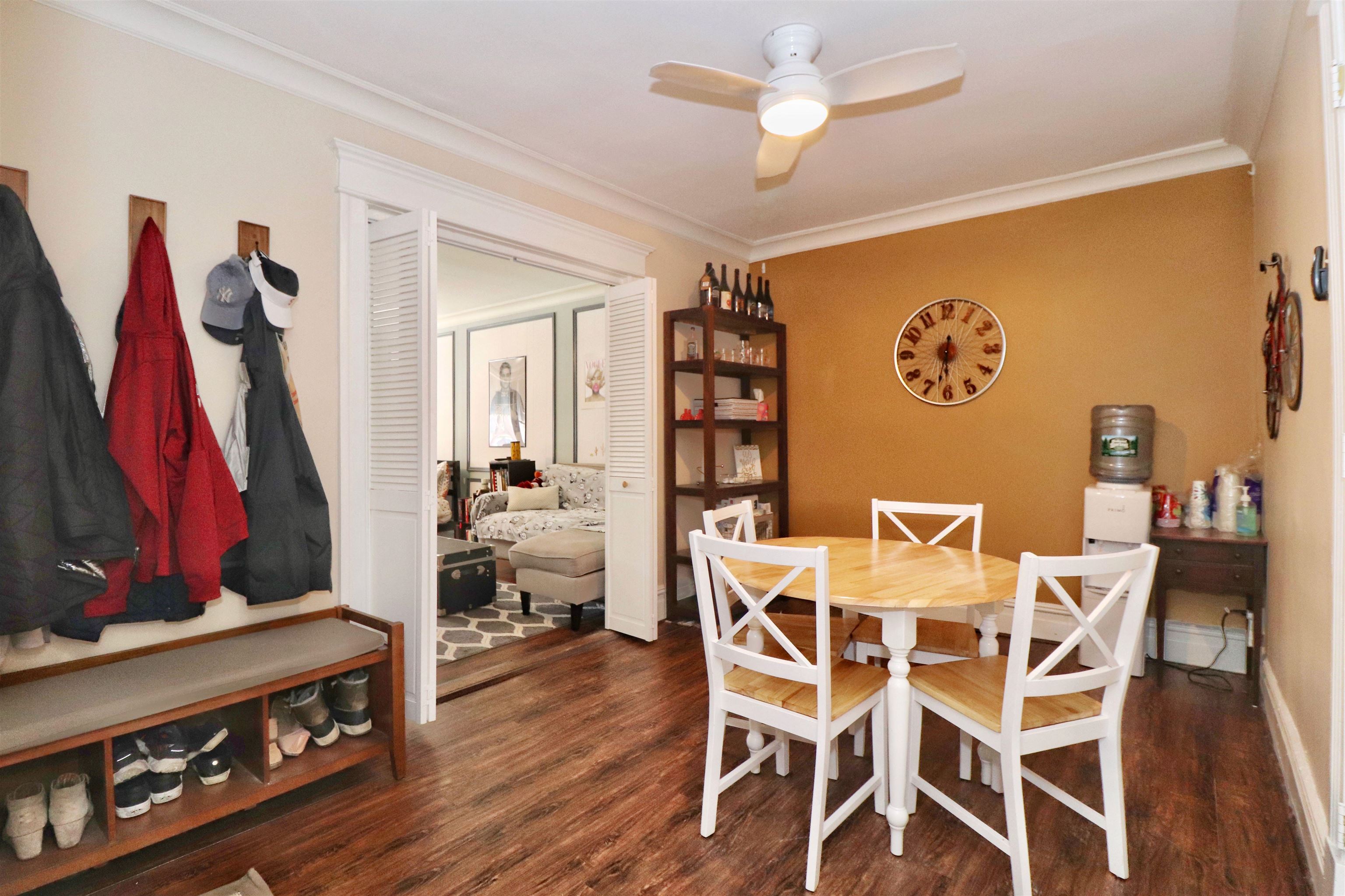 704 WASHINGTON ST Unit: 2