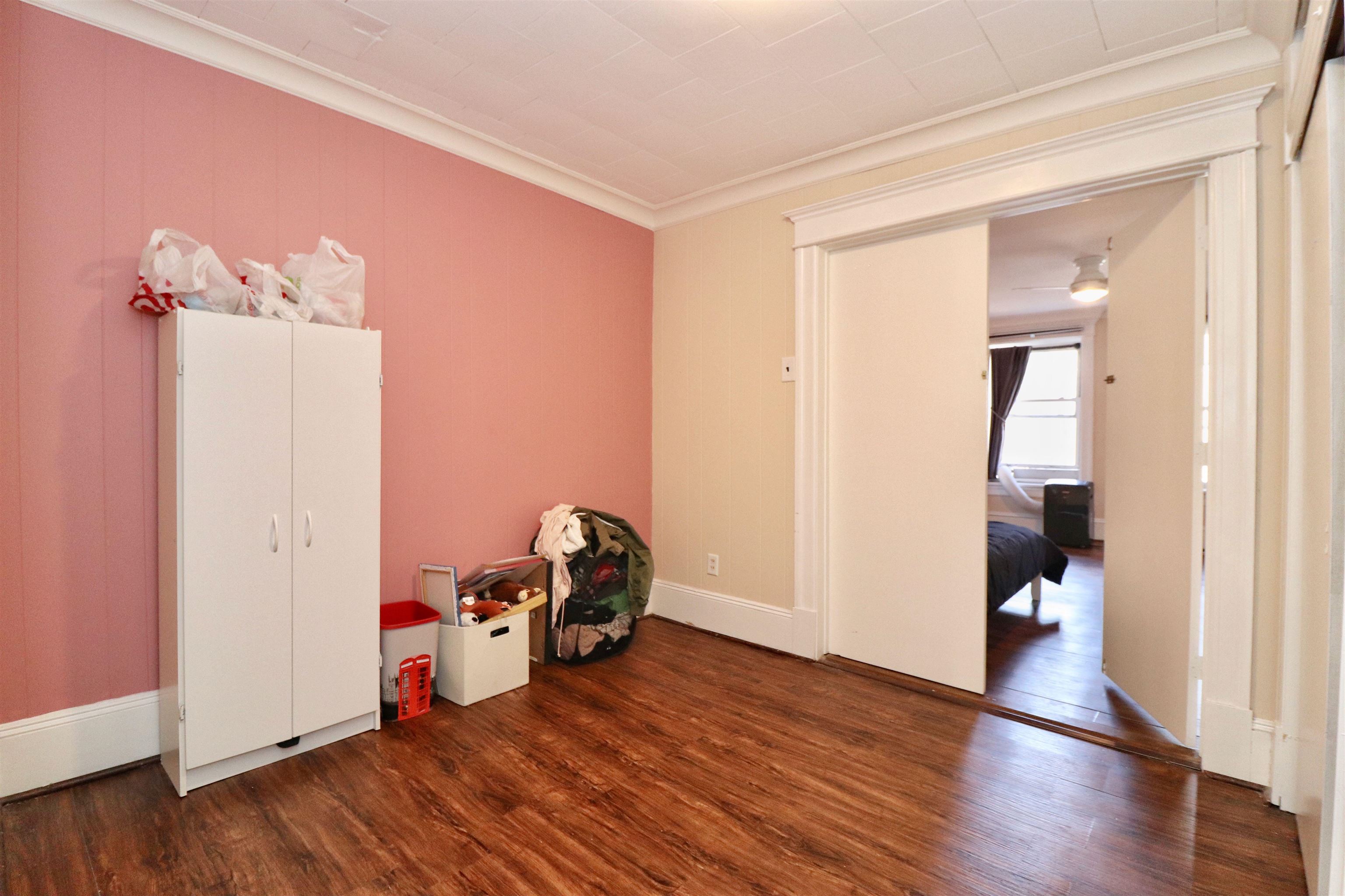704 WASHINGTON ST Unit: 2
