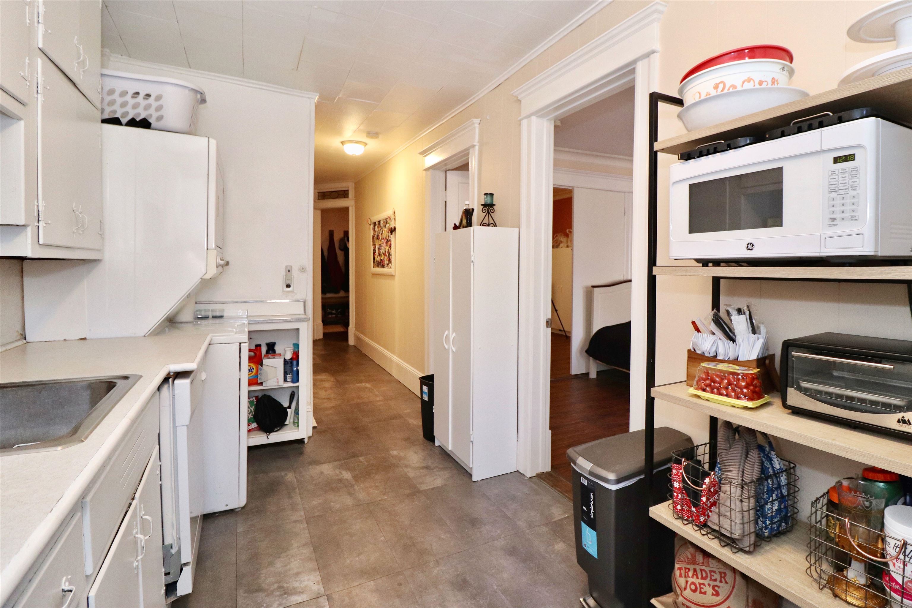 704 WASHINGTON ST Unit: 2
