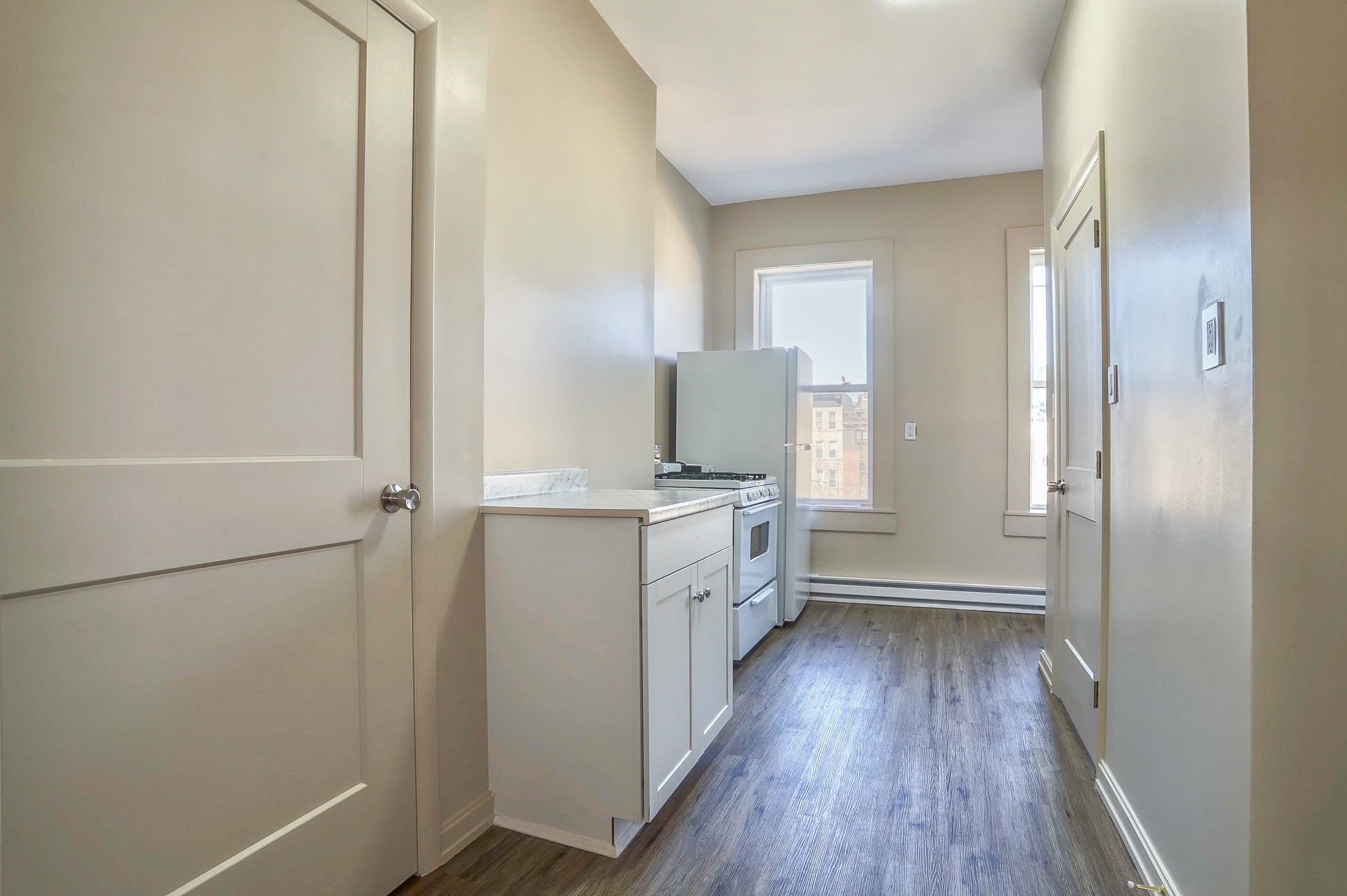 320 JEFFERSON ST Unit: 10