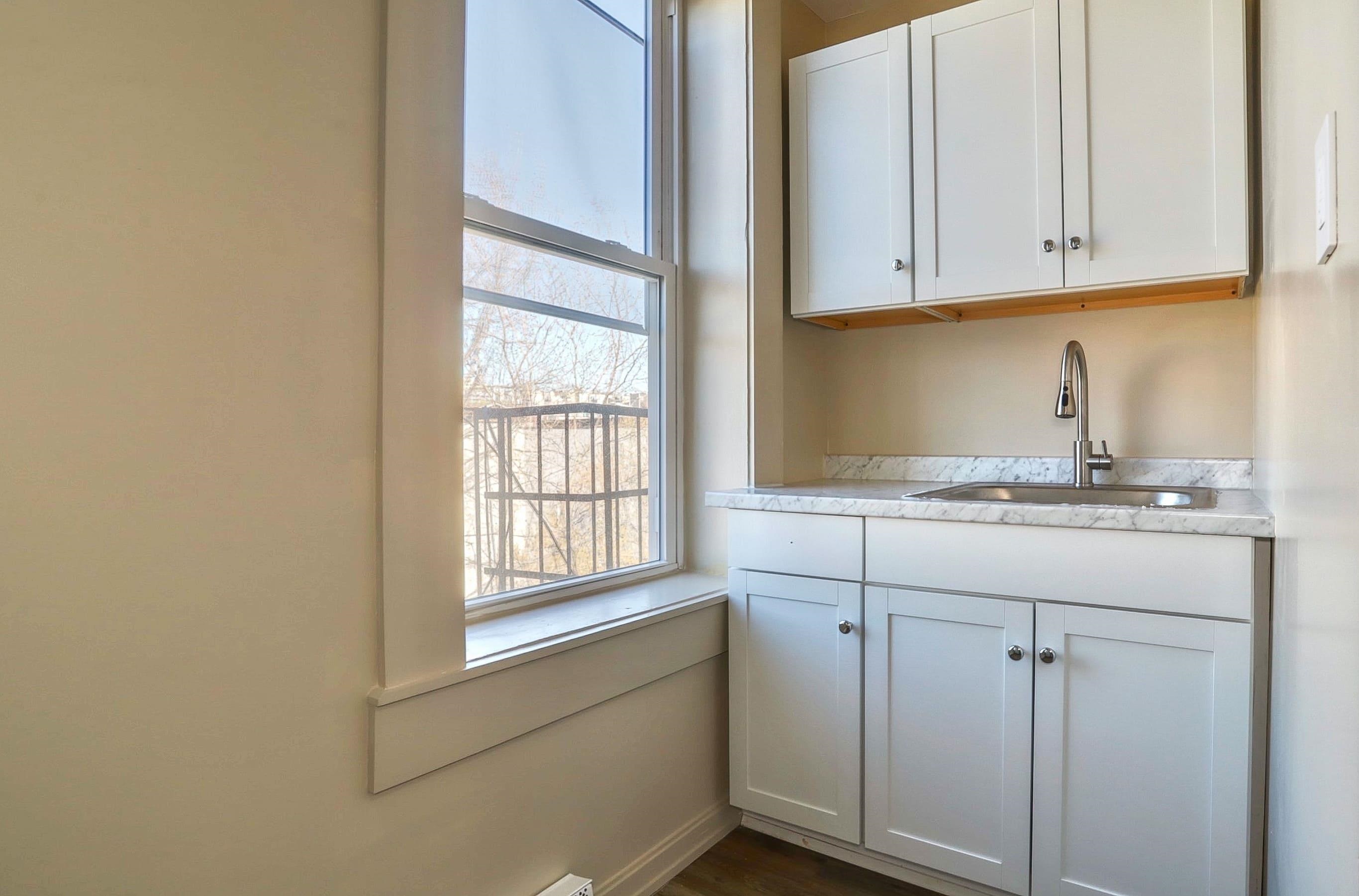 320 JEFFERSON ST Unit: 10
