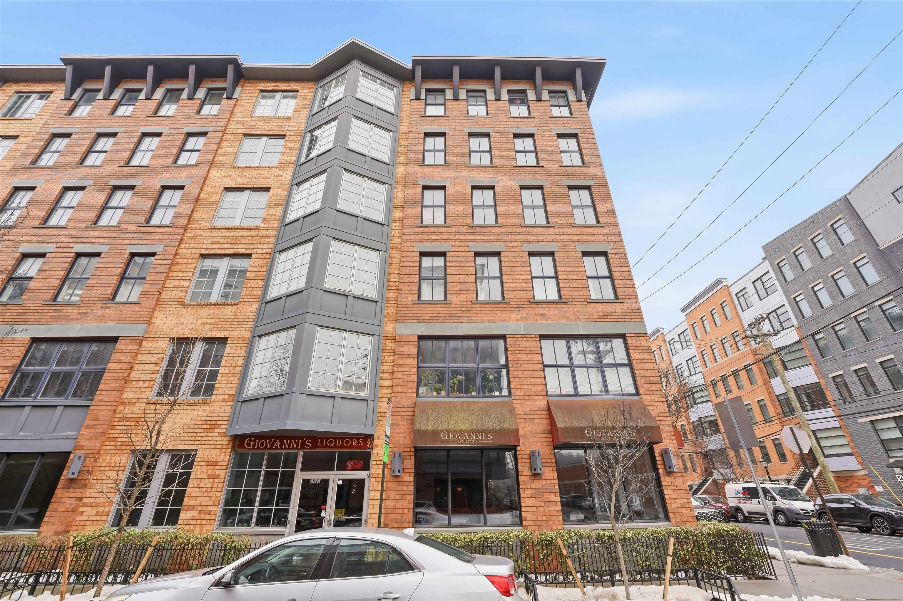 501 9TH ST Unit: COMMB