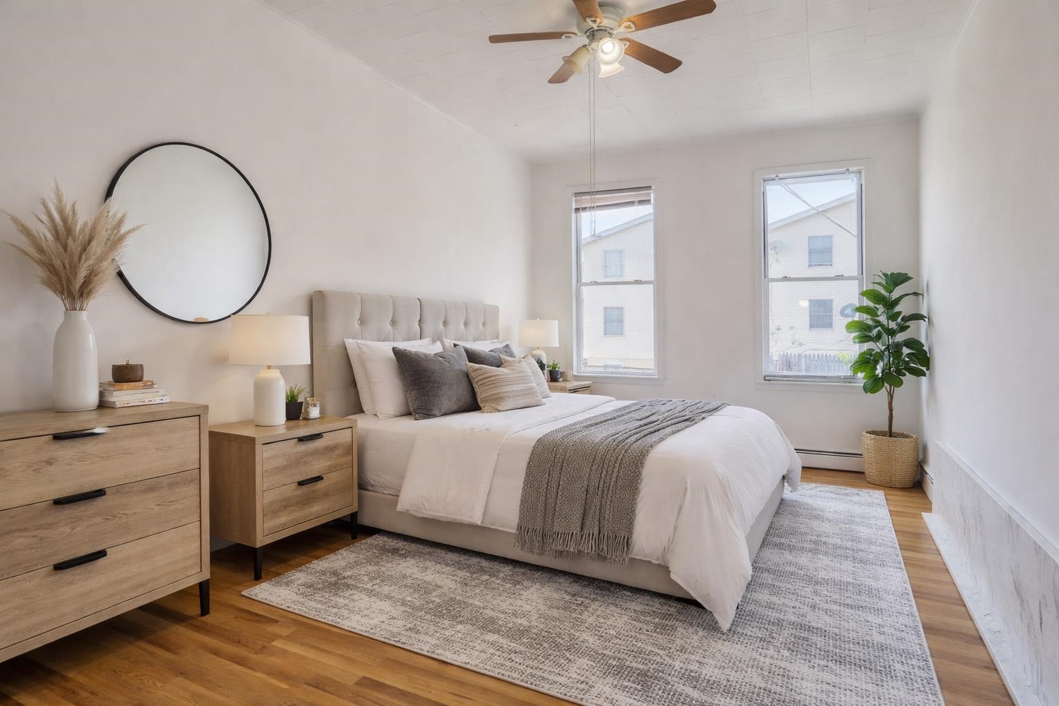 28 SPRUCE ST Unit: 2L