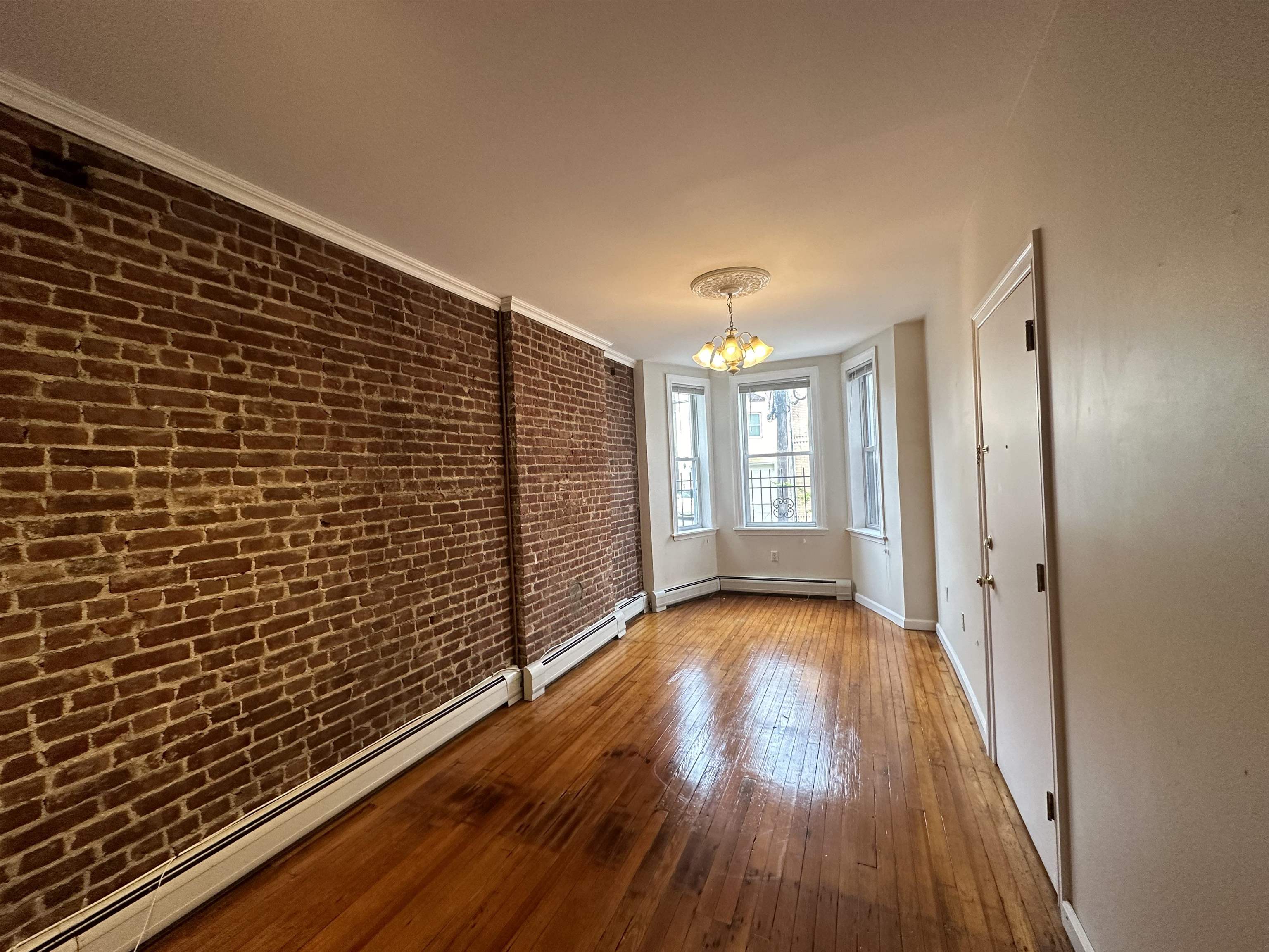 203 OGDEN AVE
