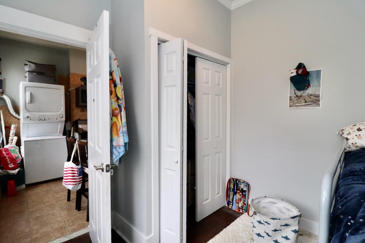 19 GRAHAM ST Unit: 2