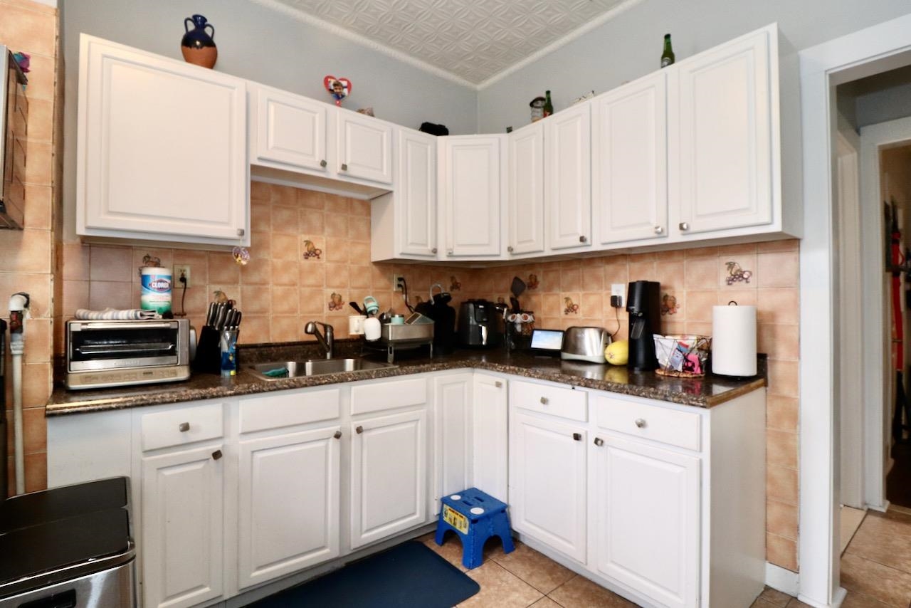 19 GRAHAM ST Unit: 2