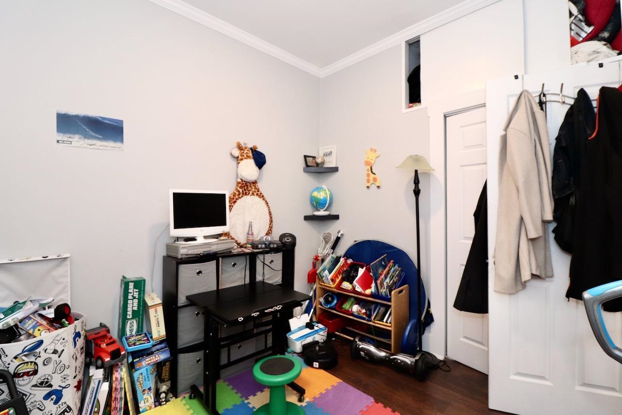 19 GRAHAM ST Unit: 2