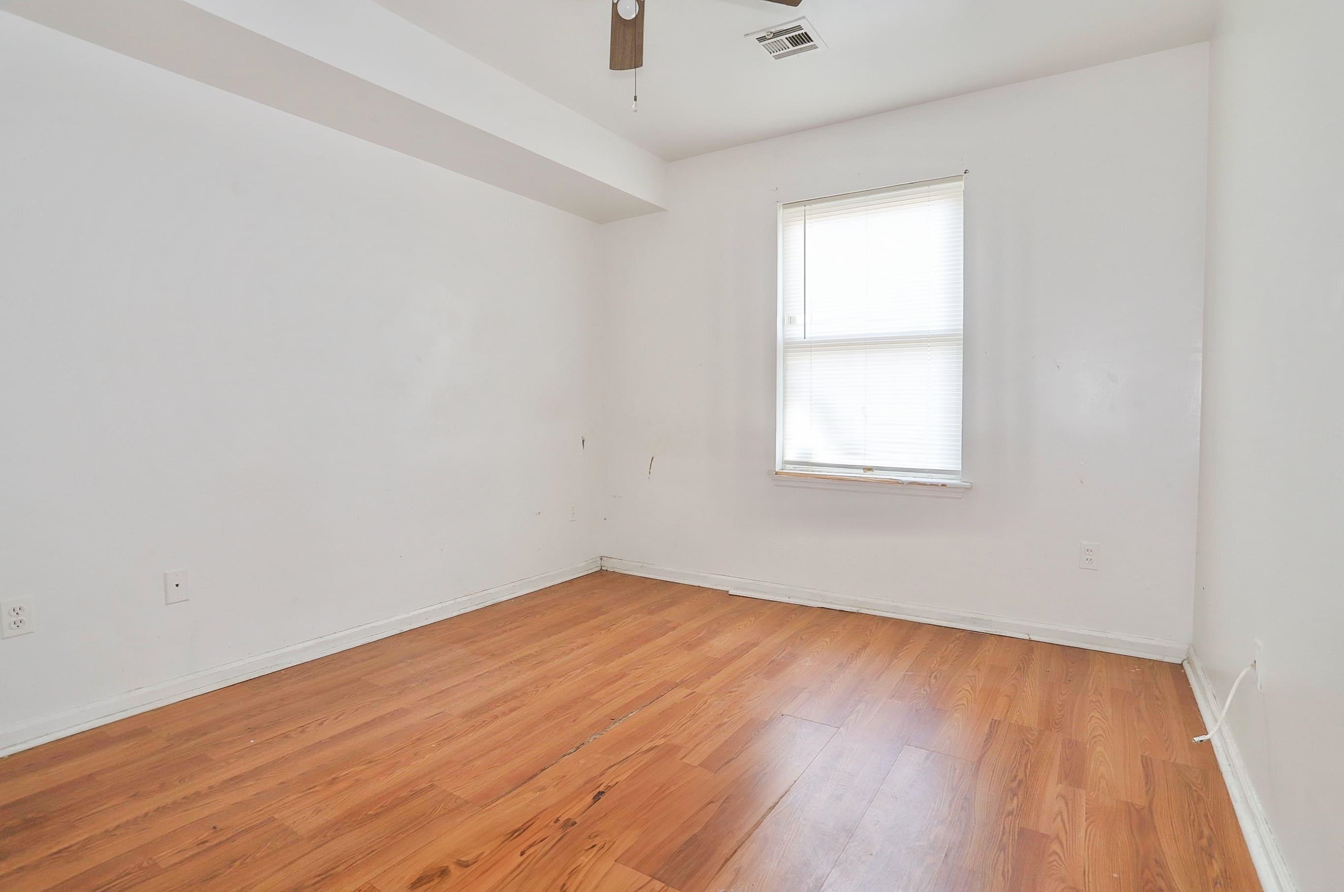 63 HOBSON ST