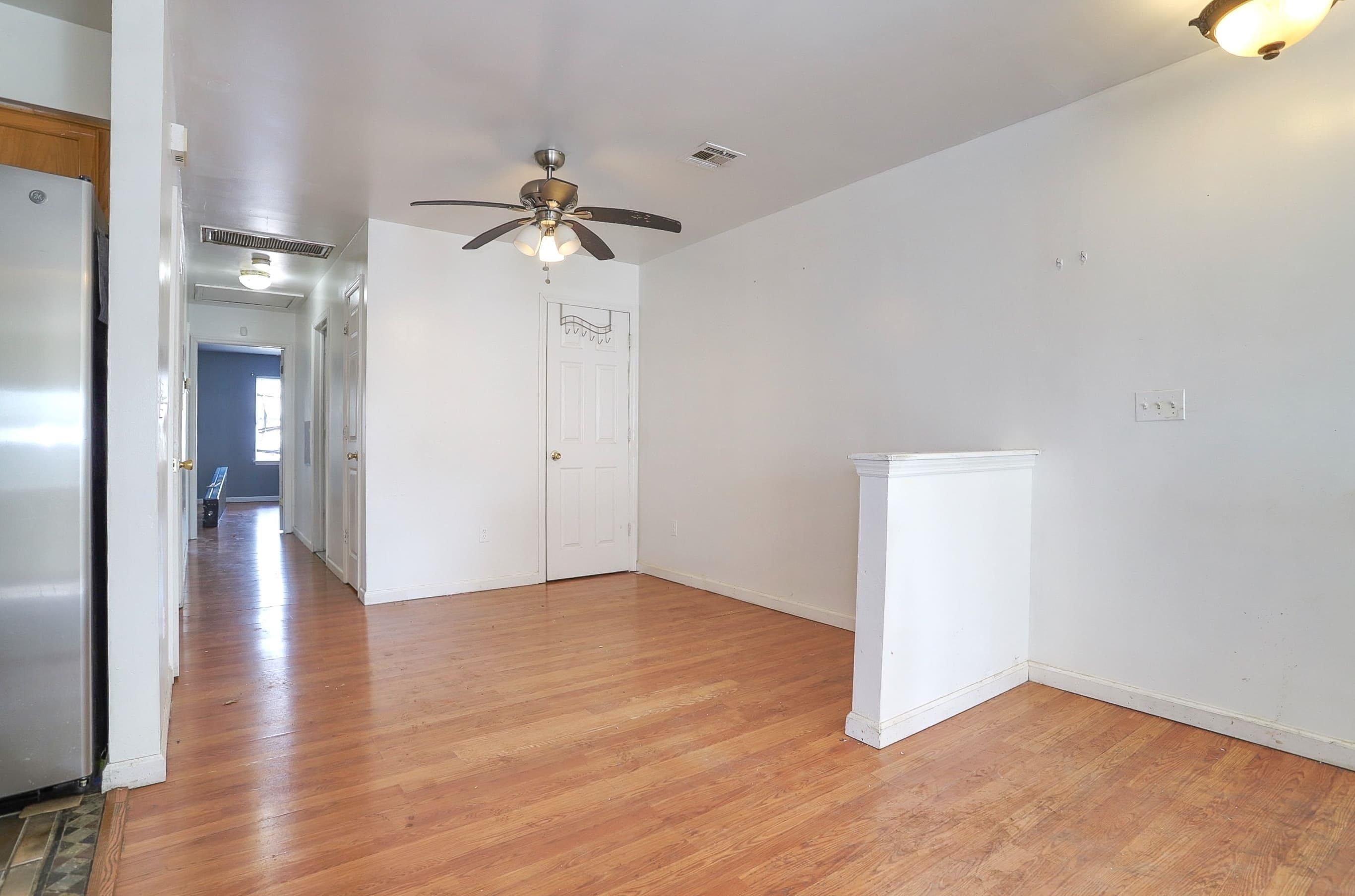 63 HOBSON ST