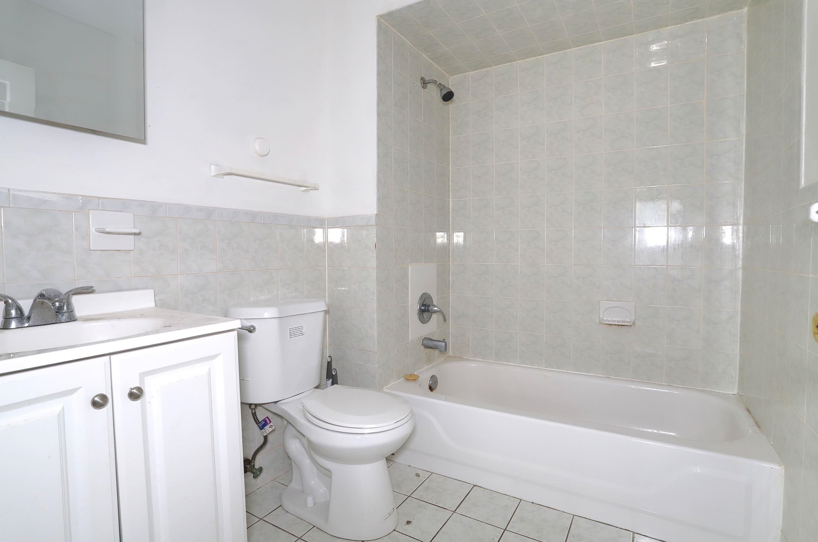 63 HOBSON ST