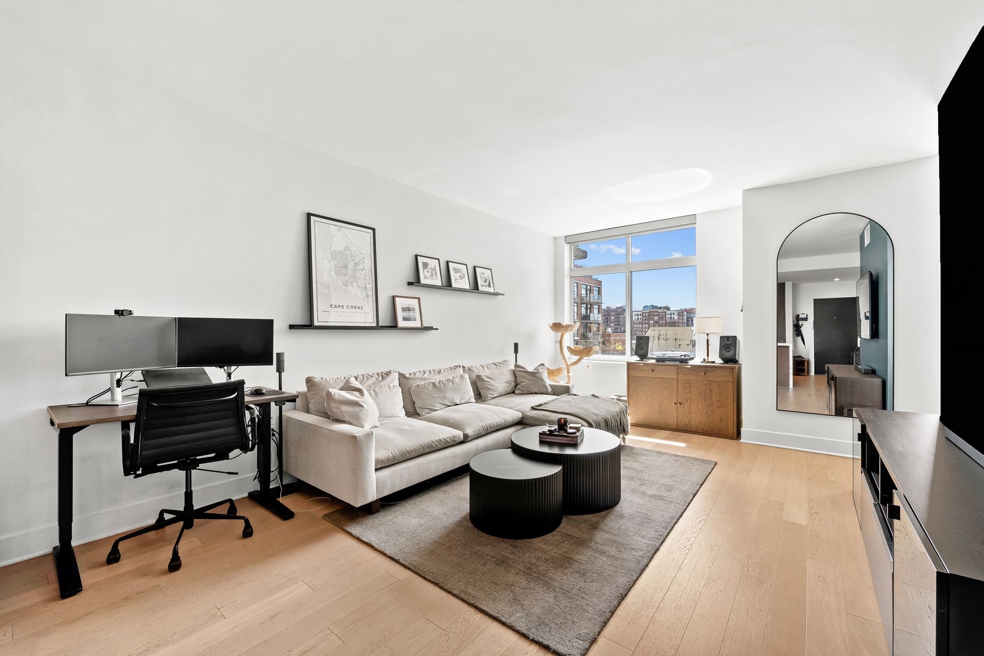 1400 HUDSON ST Unit: 707