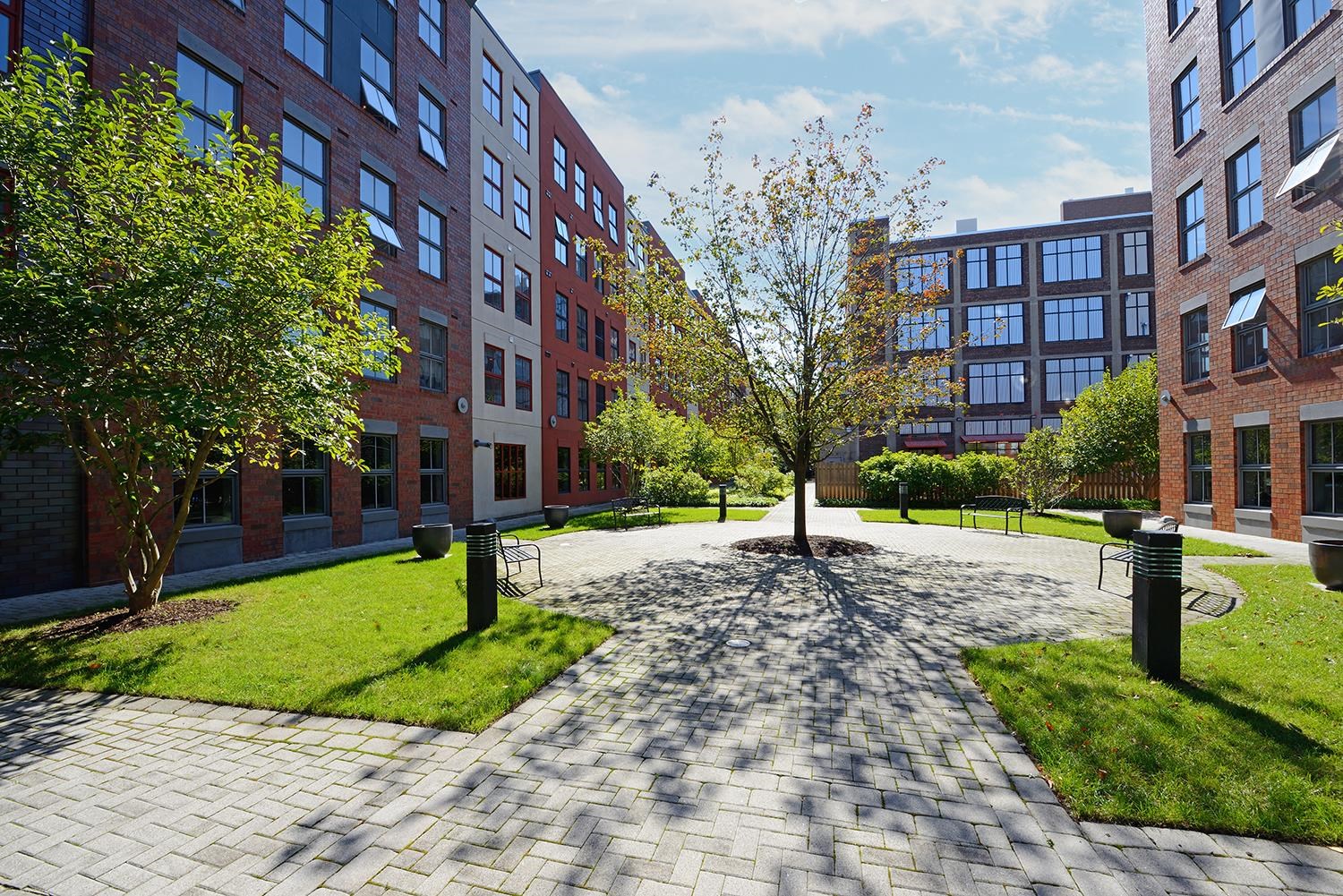 812 GRAND ST Unit: 514