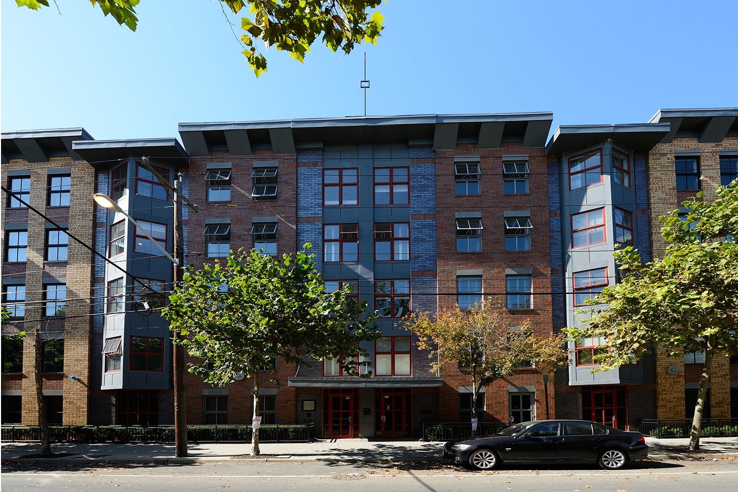 812 GRAND ST Unit: 514