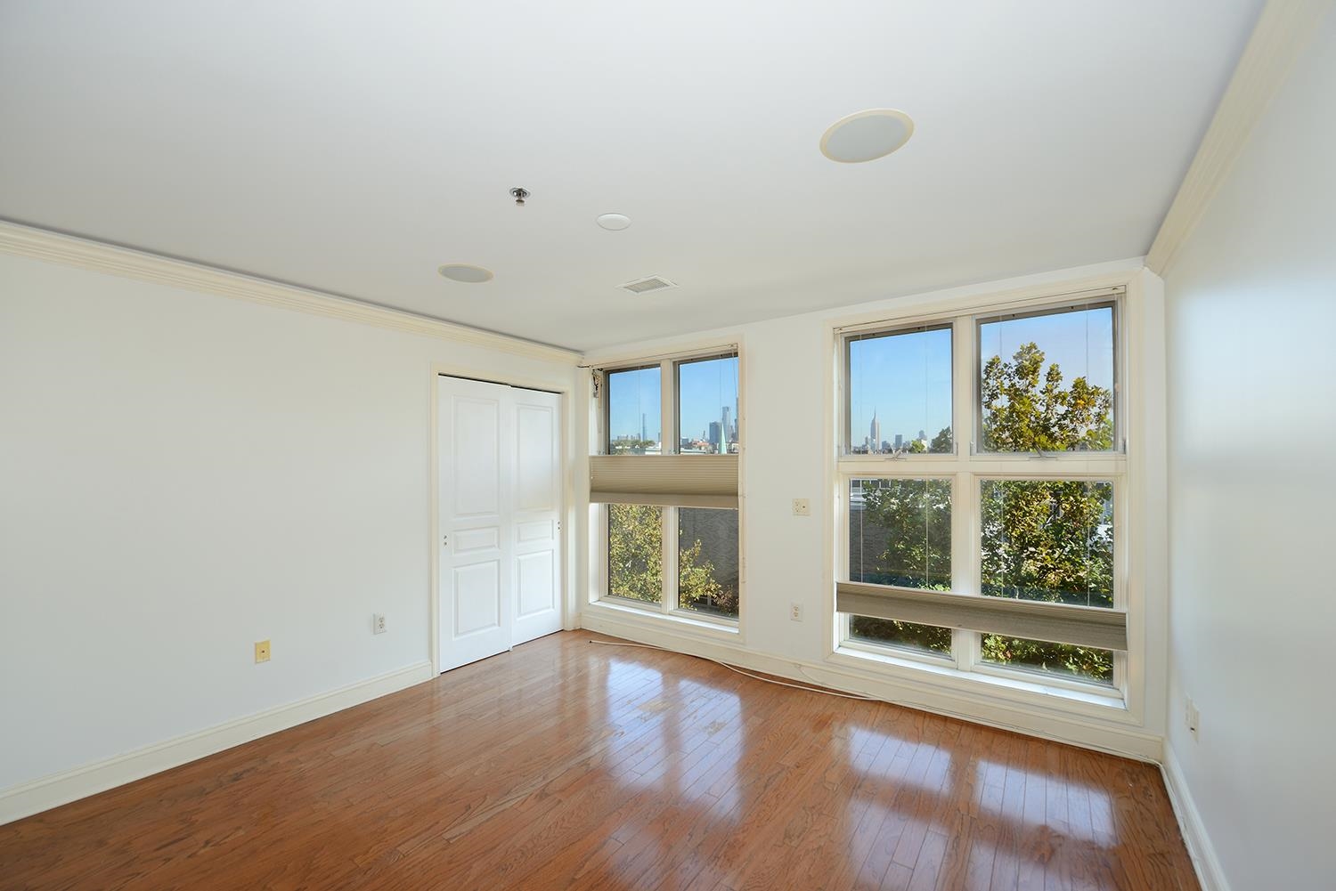 812 GRAND ST Unit: 514
