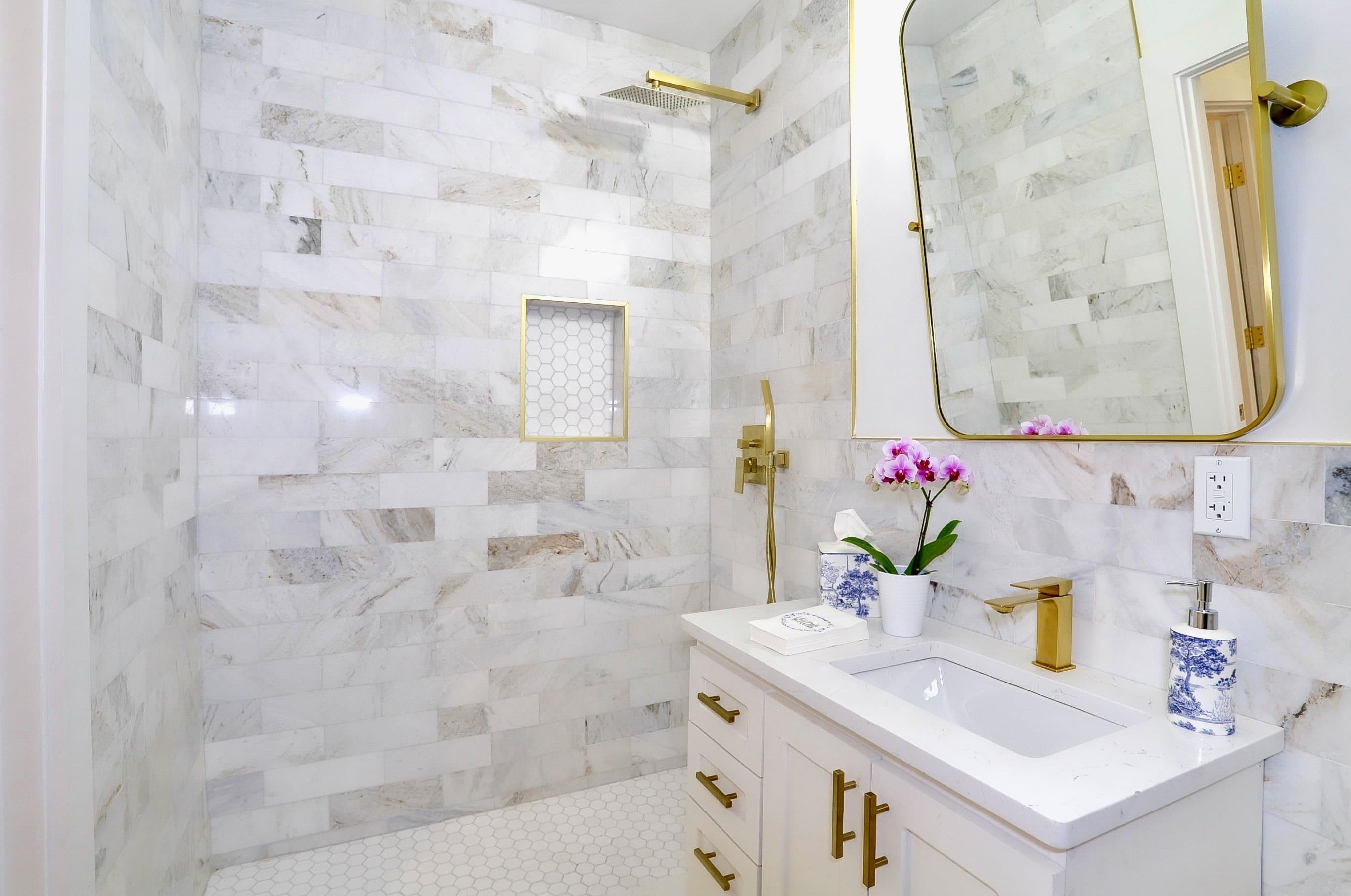 842 PARK AVE Unit: 502