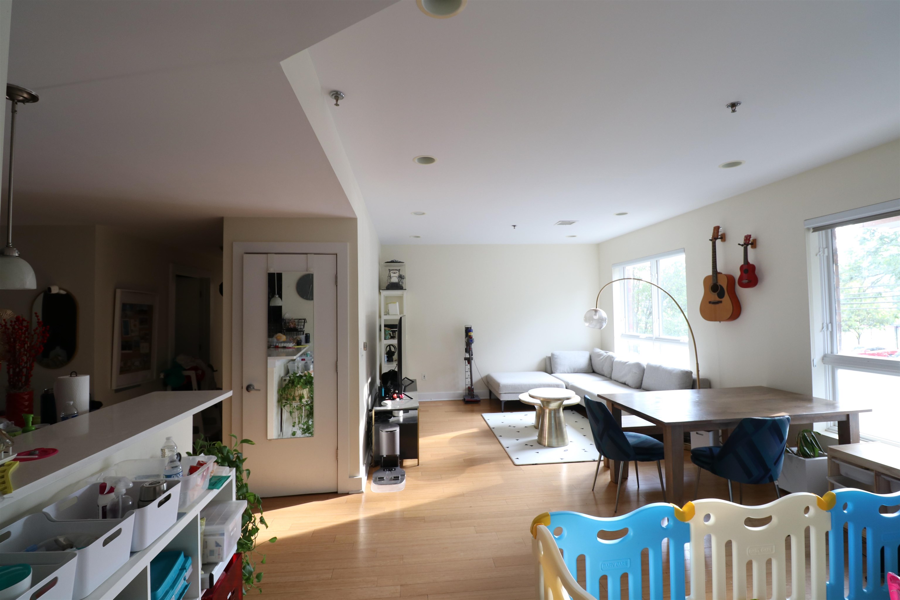 636 5TH ST Unit: 203