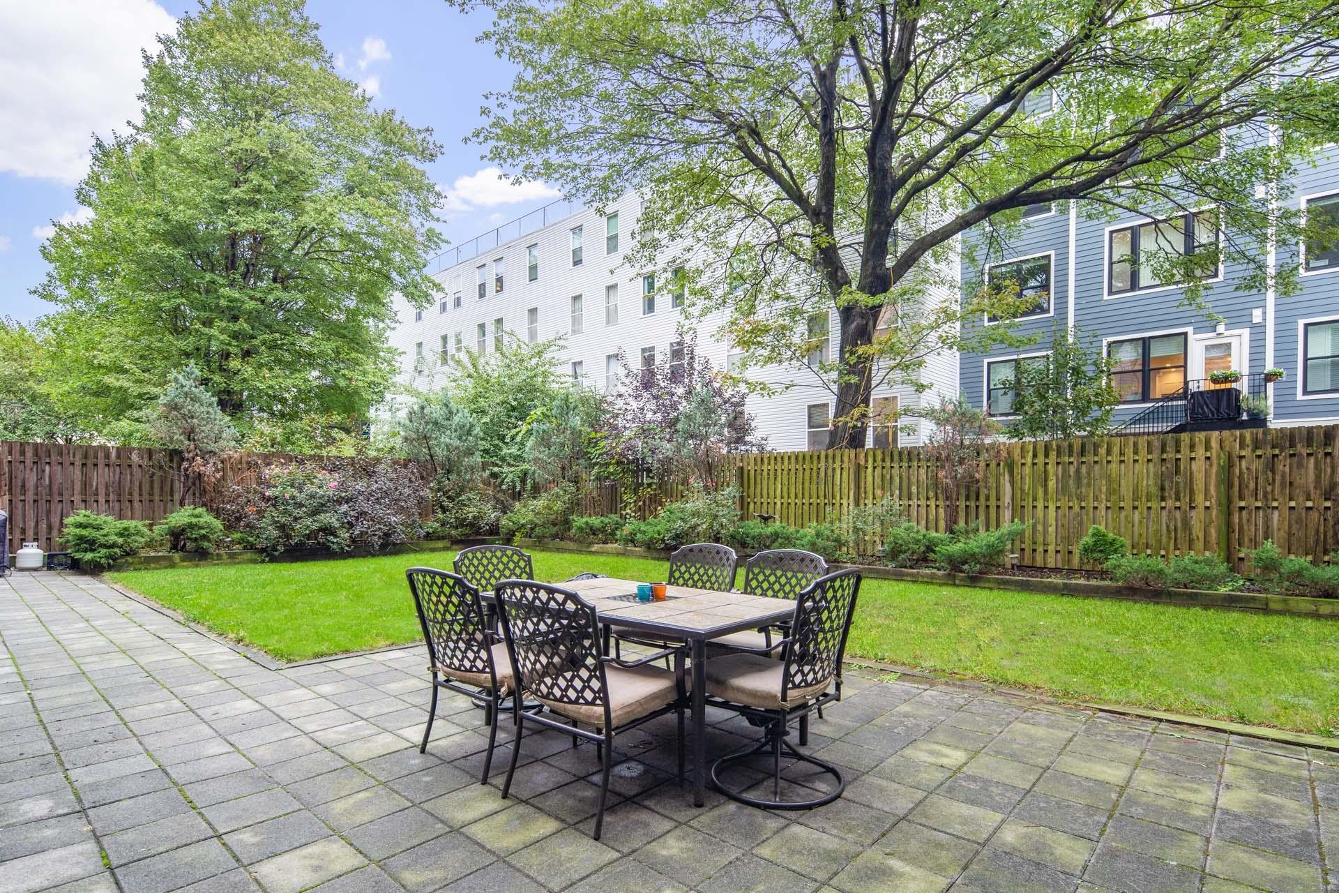 636 5TH ST Unit: 203