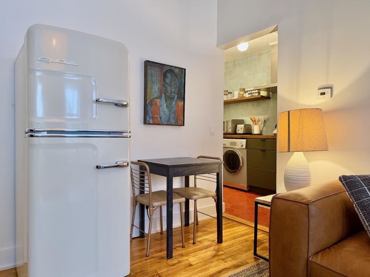 820 GRAND ST Unit: 2A