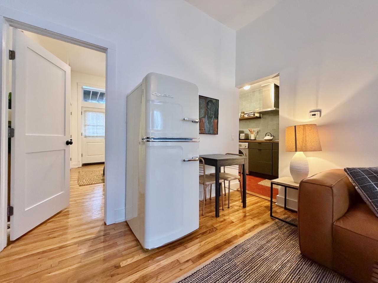 820 GRAND ST Unit: 2A