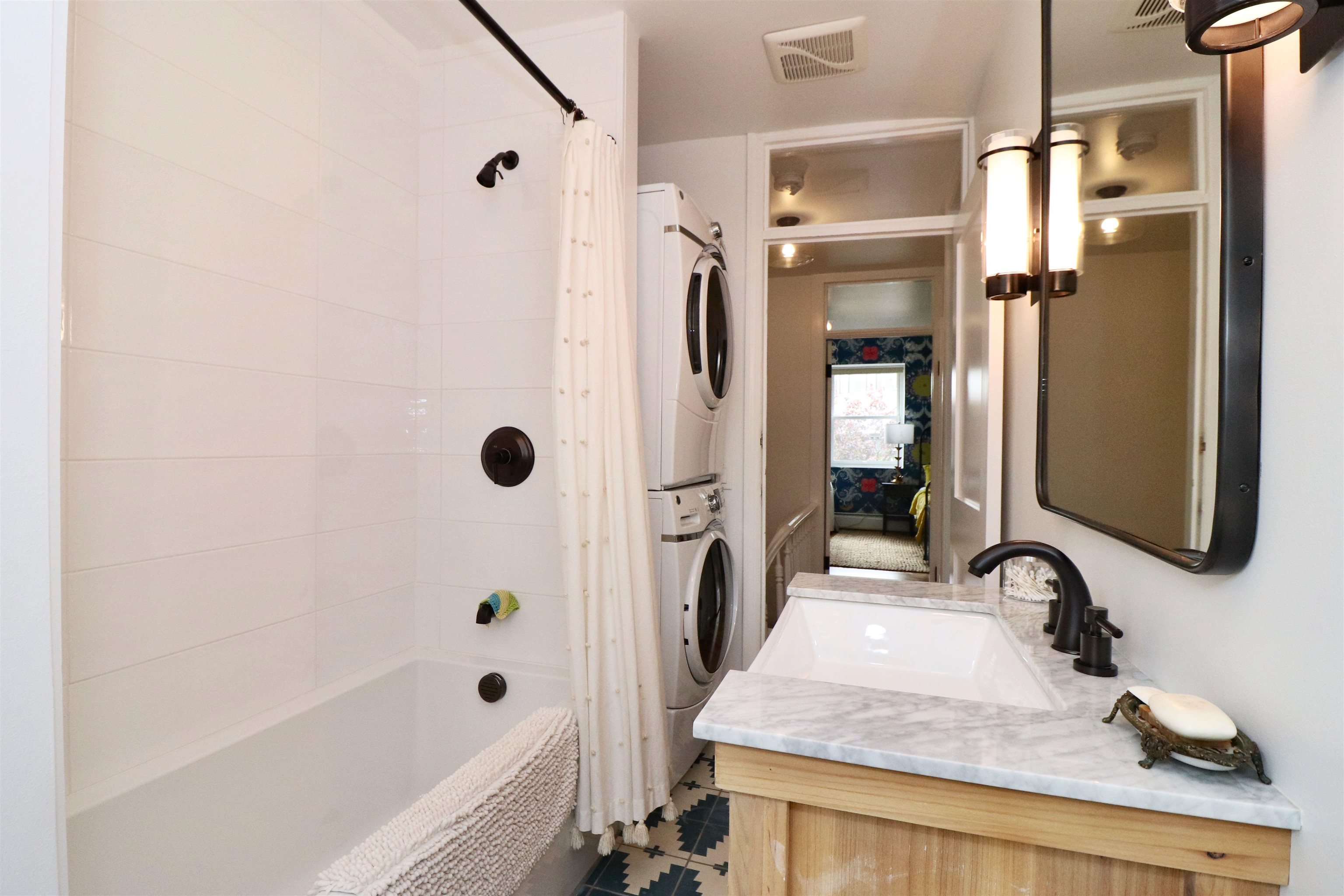 820 GRAND ST Unit: 2A