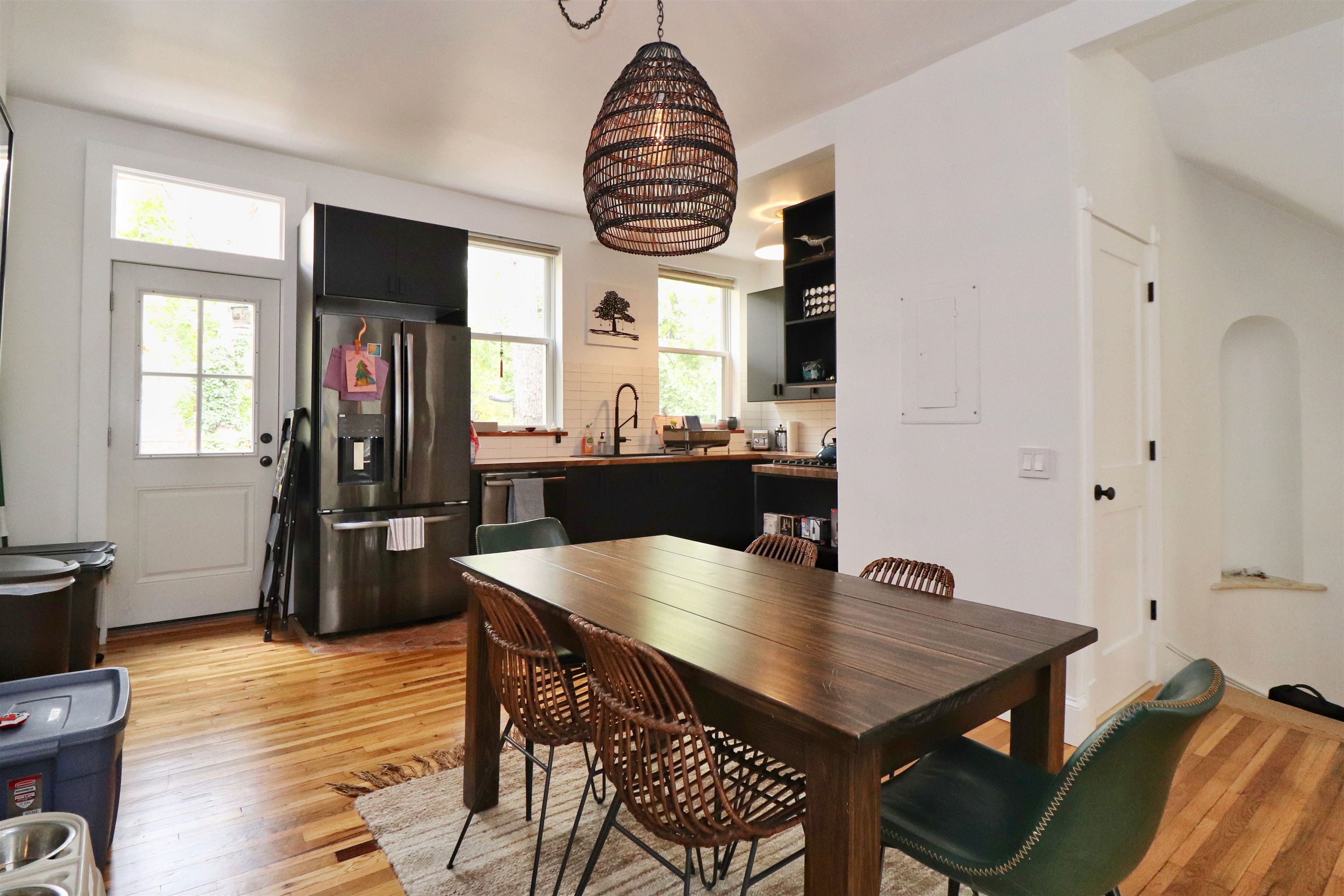 820 GRAND ST Unit: 2A