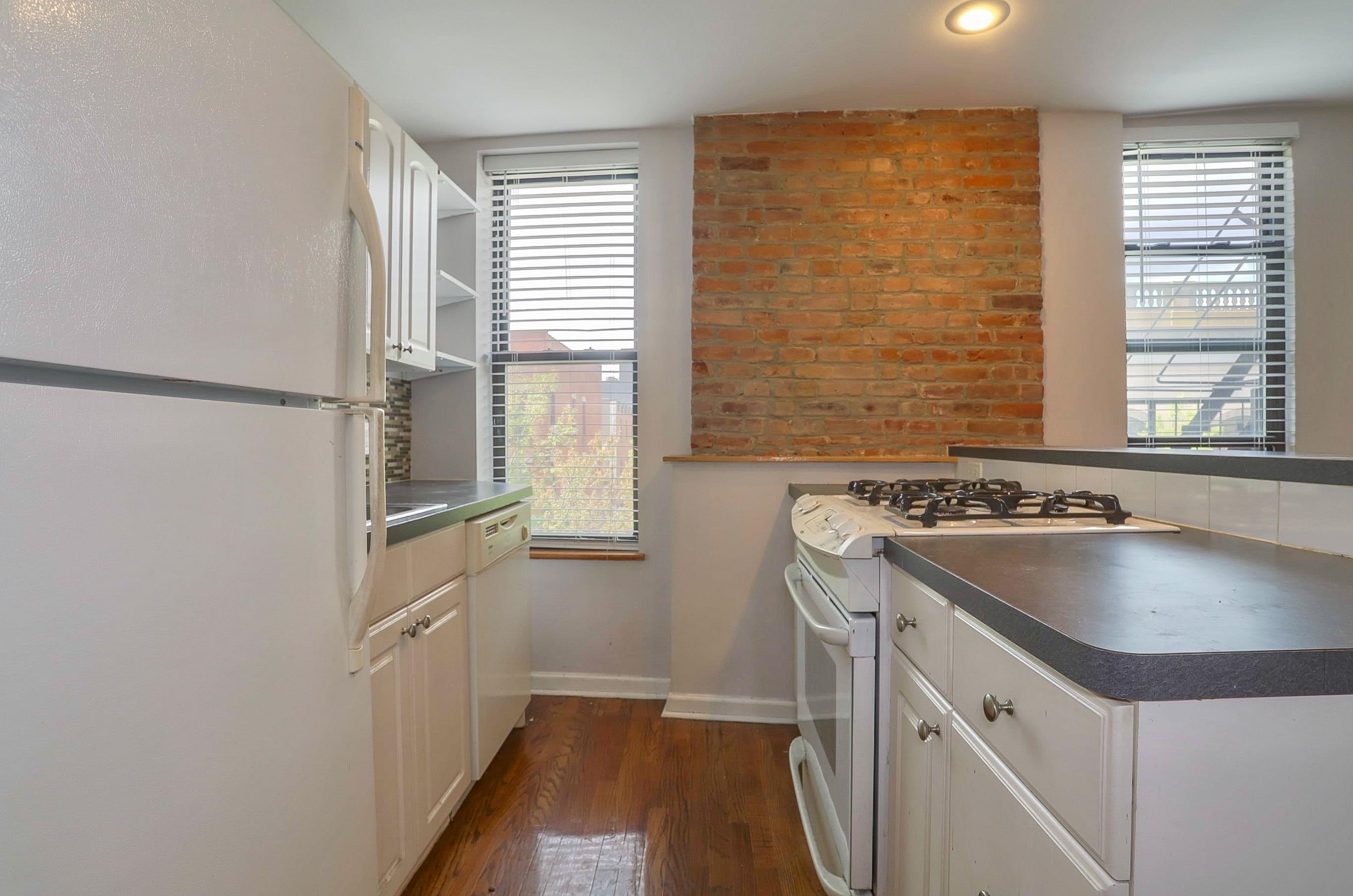 197 NEWARK AVE Unit: 2