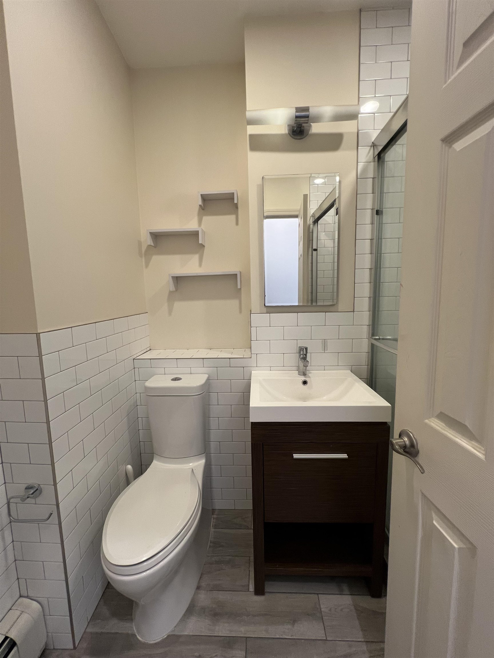 96 RESERVOIR AVE Unit: 1L