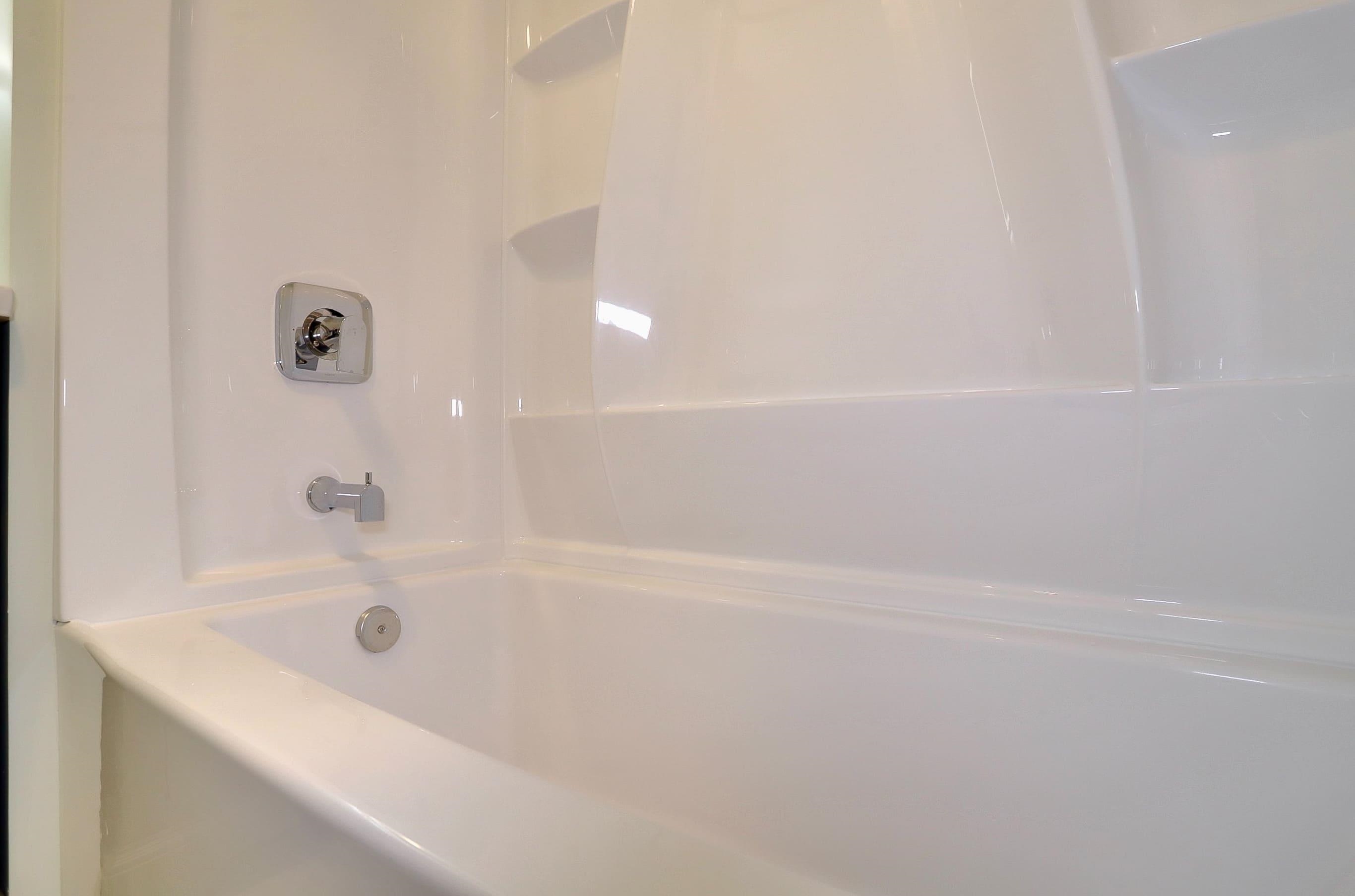 237 WHITON ST Unit: 3