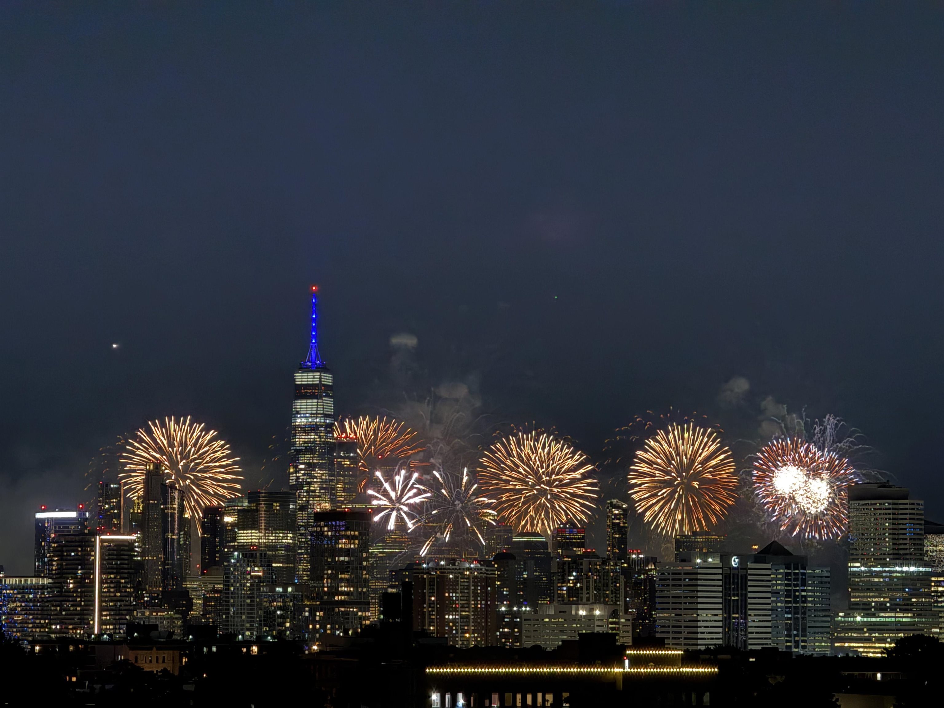 974 SUMMIT AVE Unit: 406