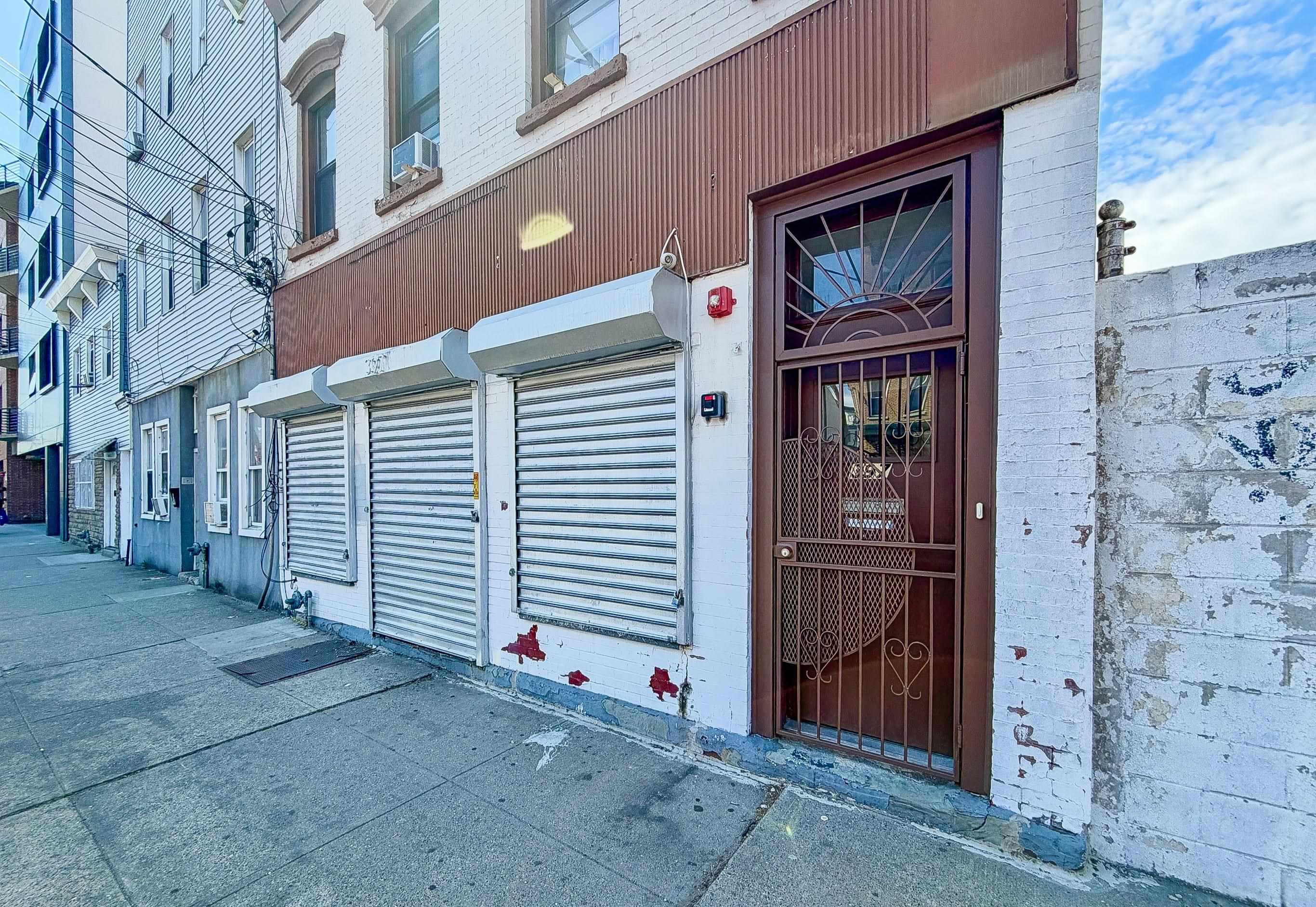 397 PALISADE AVE Unit: 2