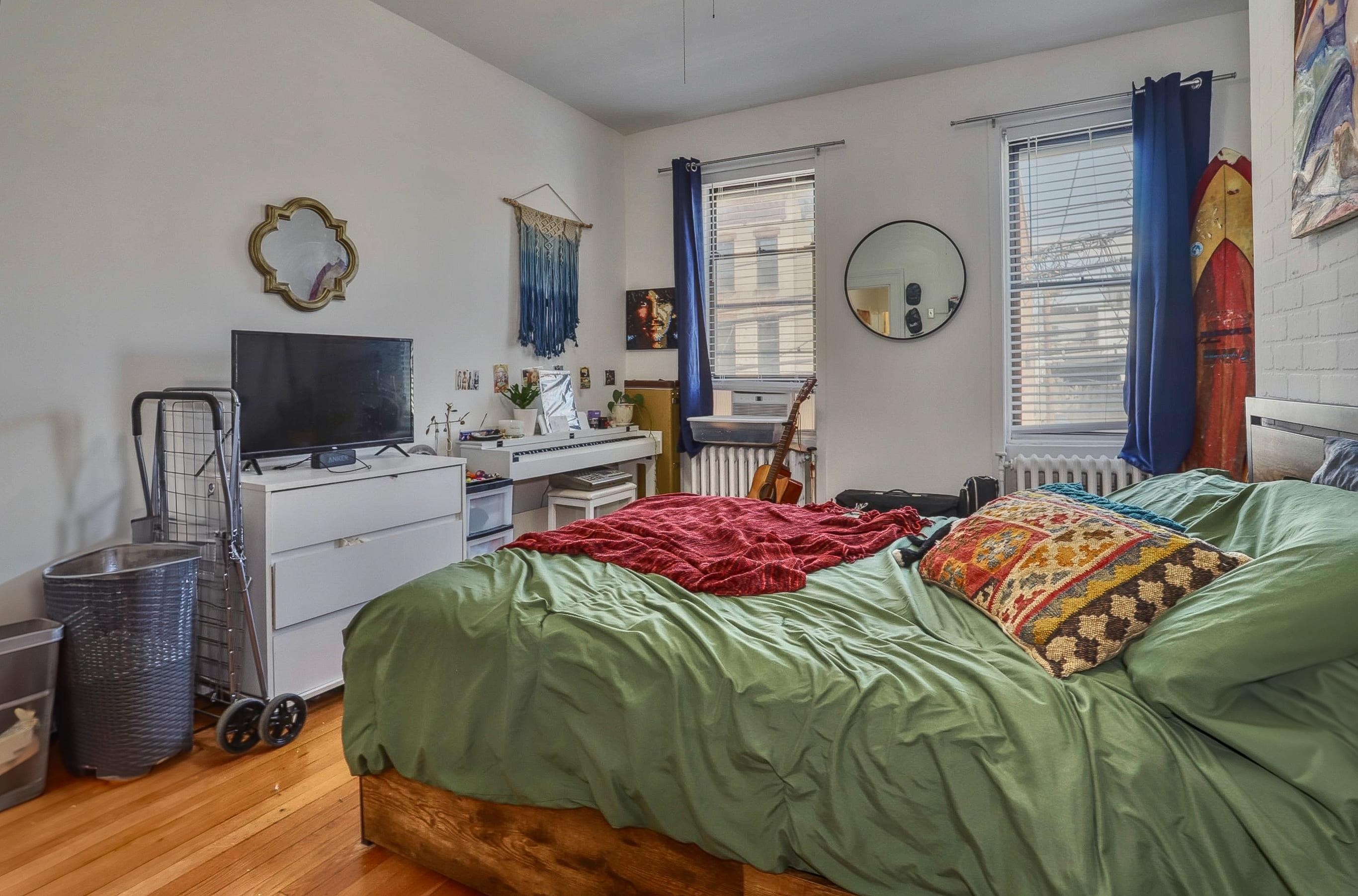 397 PALISADE AVE Unit: 2