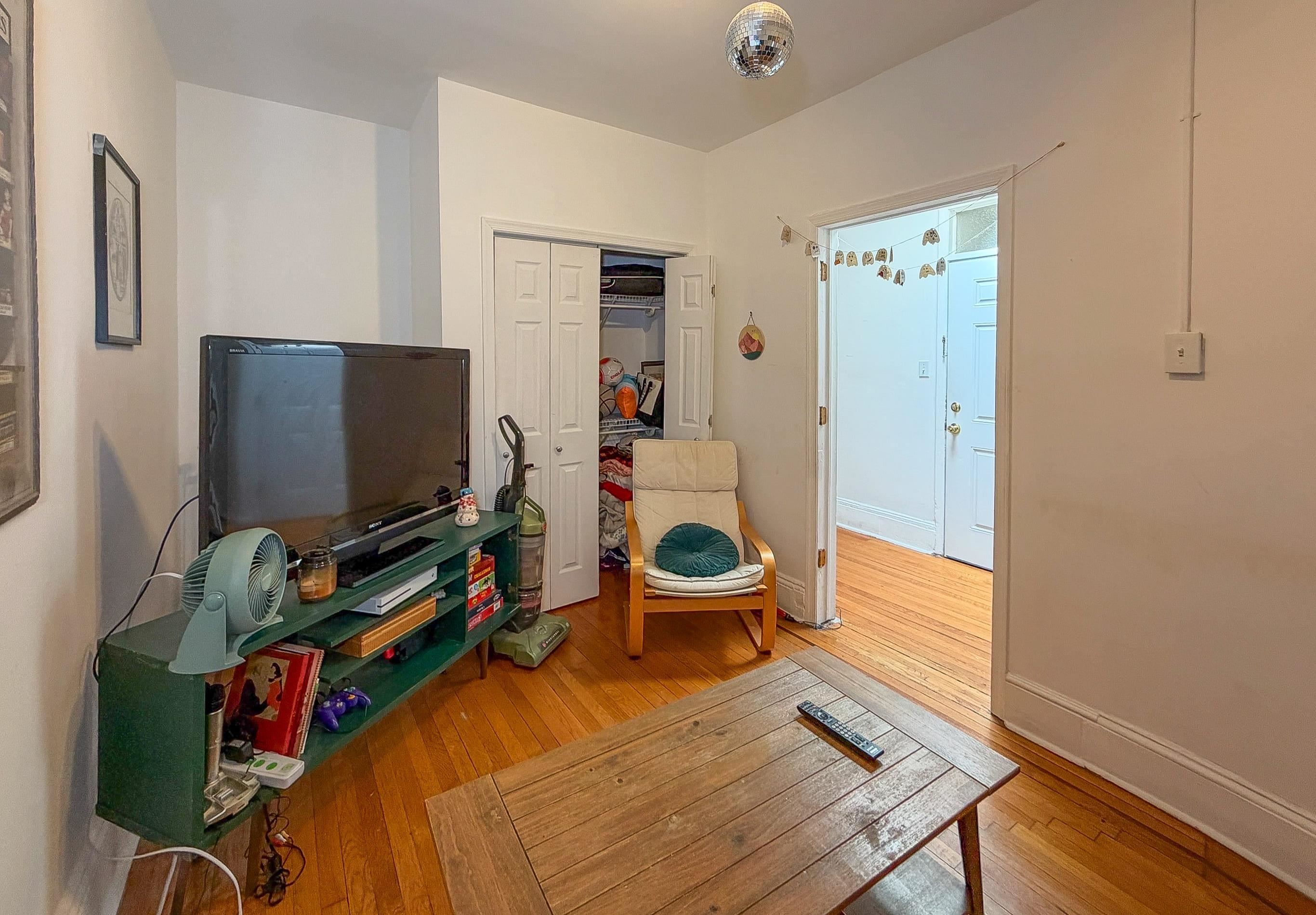 397 PALISADE AVE Unit: 2